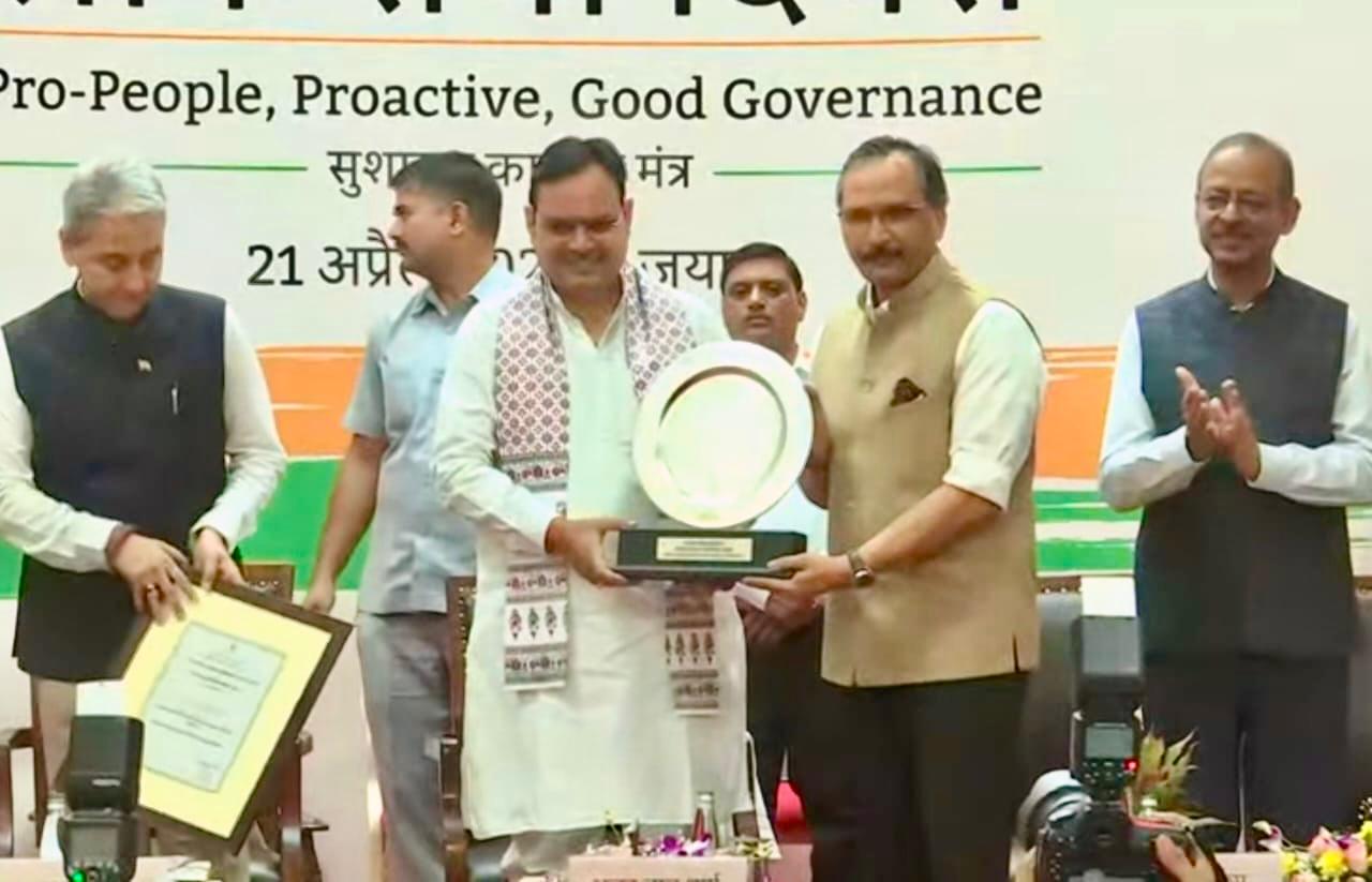 मुख्यमंत्री उत्कृष्टता पुरस्कार 2025: डॉ. विपिन माथुर को मिला राज्यस्तरीय सम्मान, “मेरा अस्पताल मेरी जिम्मेदारी” पहल से उदयपुर को मिली पहचान