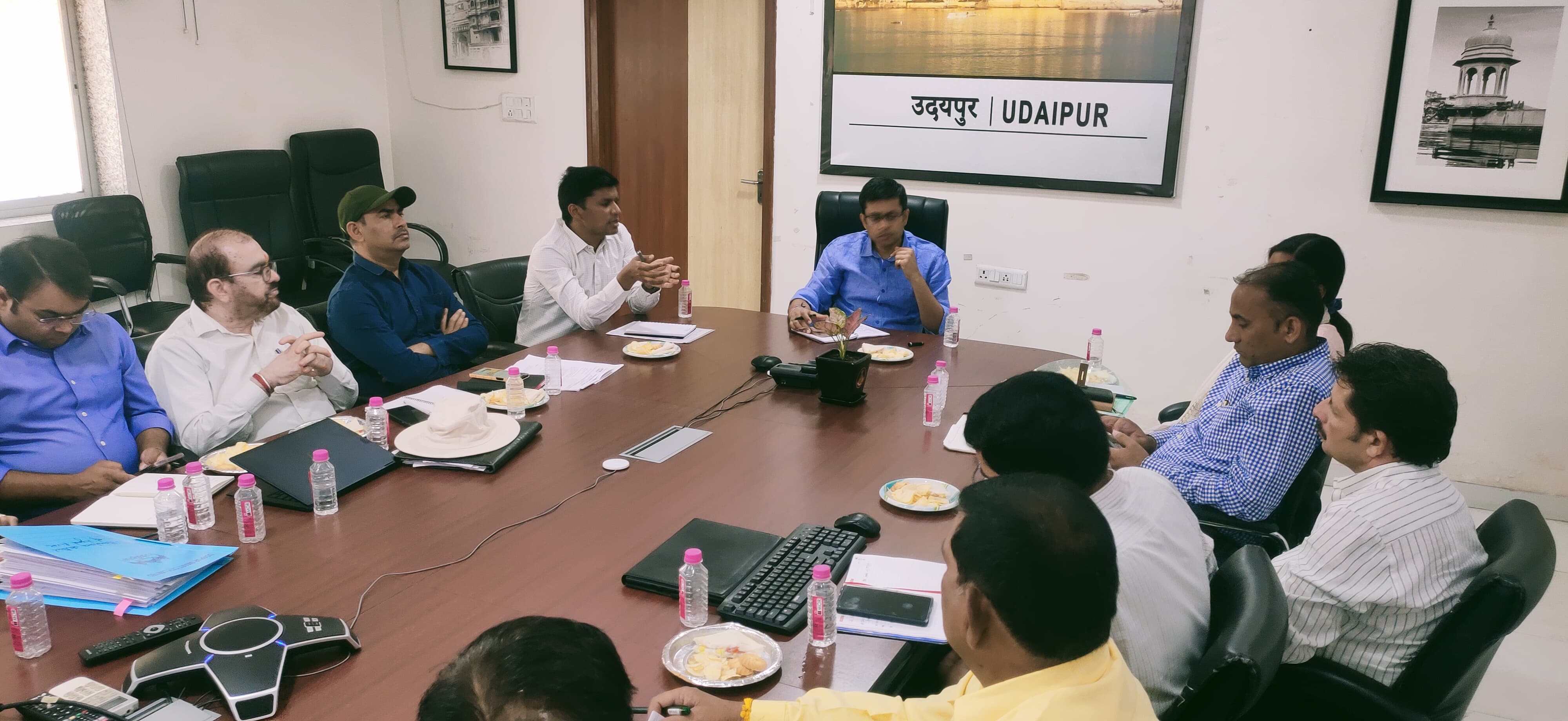 शहरी स्वच्छता तथा स्वच्छ भारत सर्वेक्षण को लेकर बैठक लेकसिटी को स्वच्छता में अग्रणी बनाने के लिए हों सामूहिक प्रयास- जिला कलक्टर