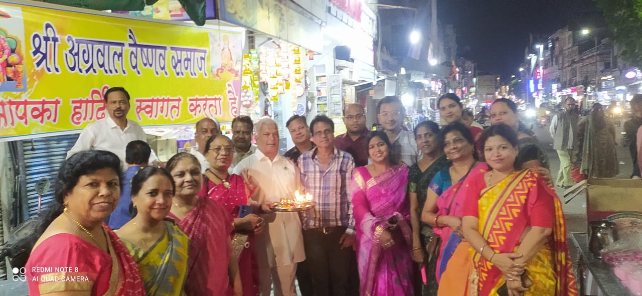 नगर भ्रमण पर निकली खाटू श्याम बाबा की  भव्य रथ यात्रा, अग्रवाल वैष्णव समाज द्वारा किया गया स्वागत
