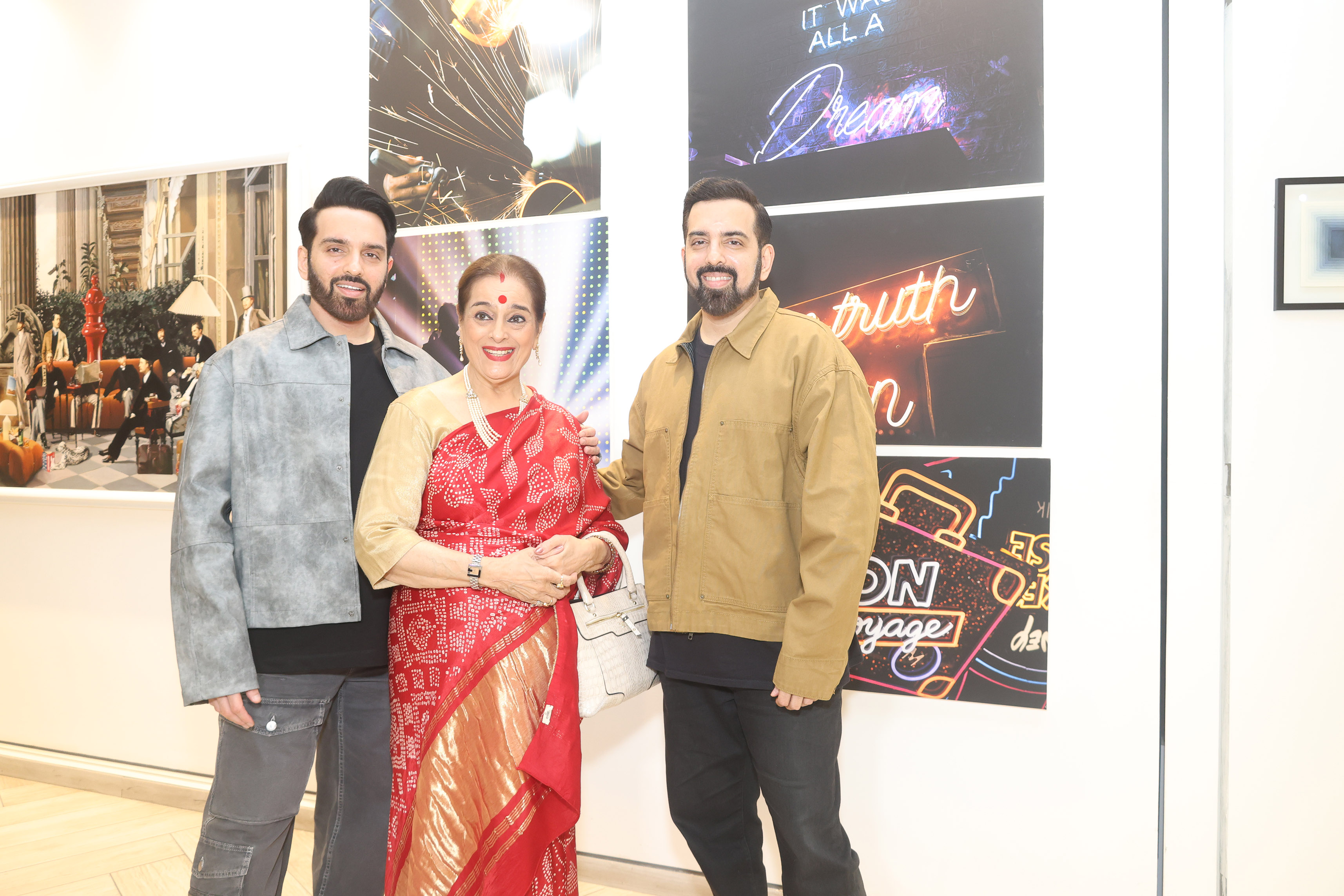 Poonam Sinha, Chhaya Momaya, Raell Padamsee & others grace HoC x Designera’s The Art of Confluence show