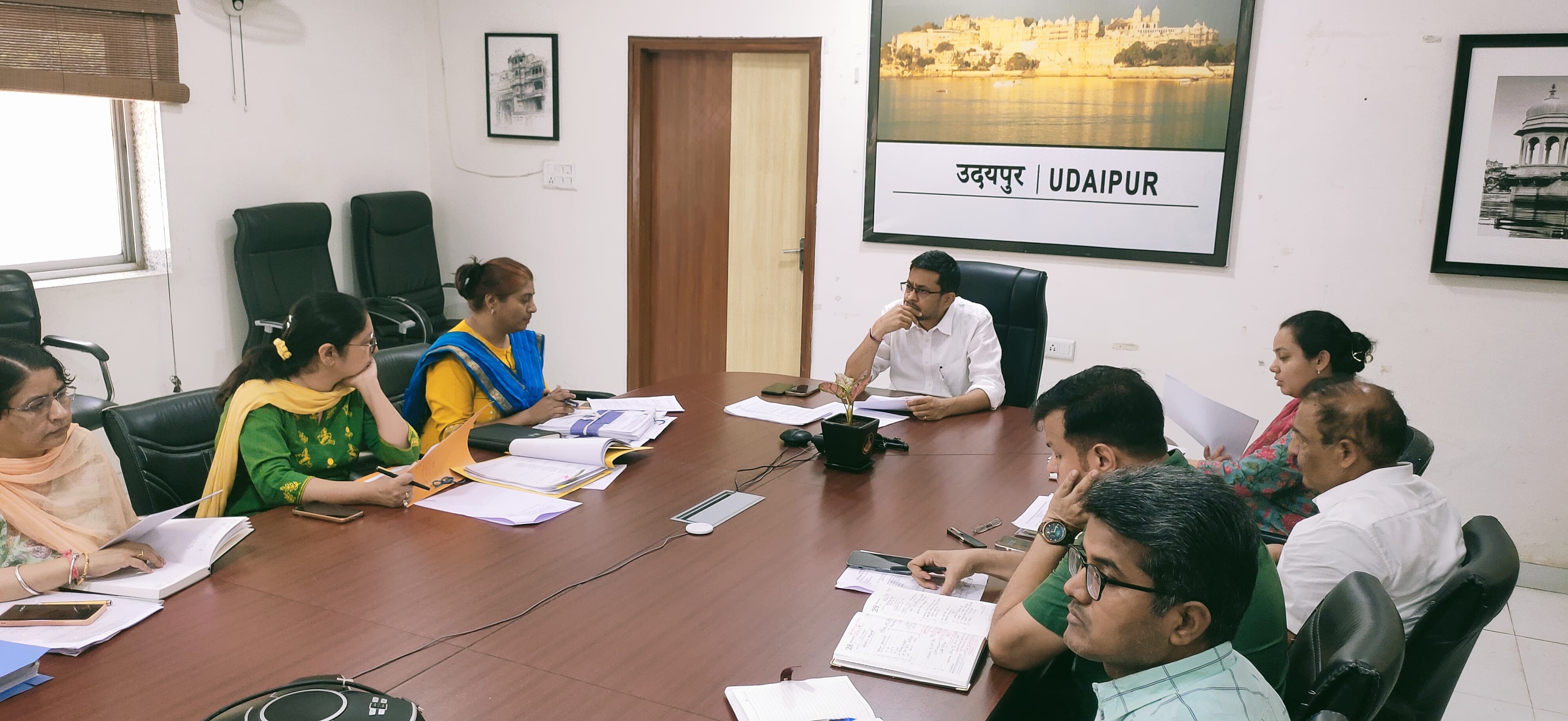 जनजाति समुदाय के जीवन उत्कर्ष को ध्यान में रखकर तैयार करें कार्ययोजनाः जिला कलक्टर