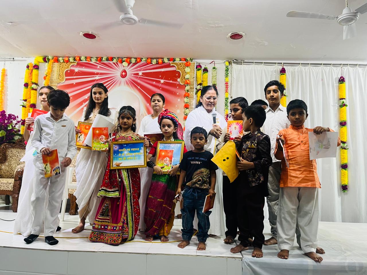 ब्रह्माकुमारिज़ मोती मगरी स्कीम उदयपुर सेवाकेंद्र में बच्चो के लिए त्रिदिवसीय समर कैंप का अयोजन 