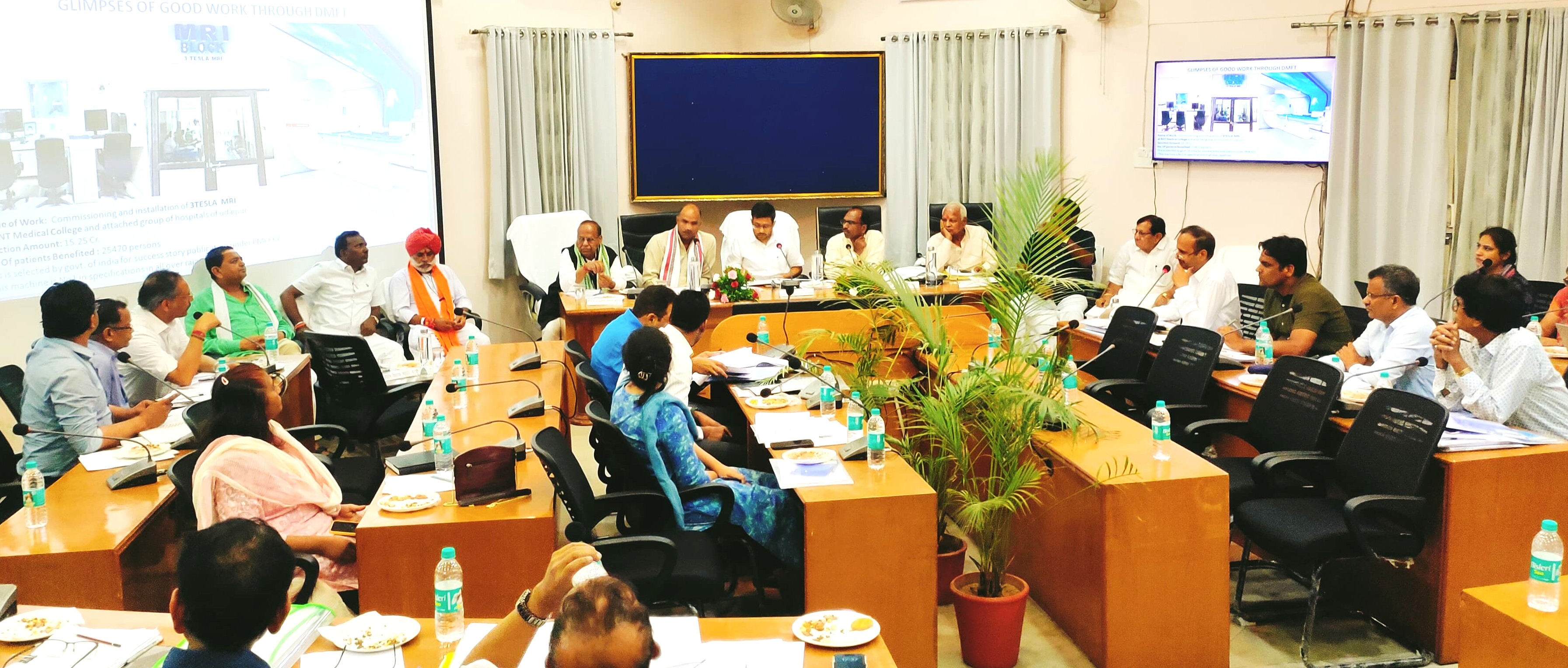 सरकारी स्कूलों में बनेगी लाइब्रेरी, कम्प्यूटर लेब व स्मार्ट क्लासेज