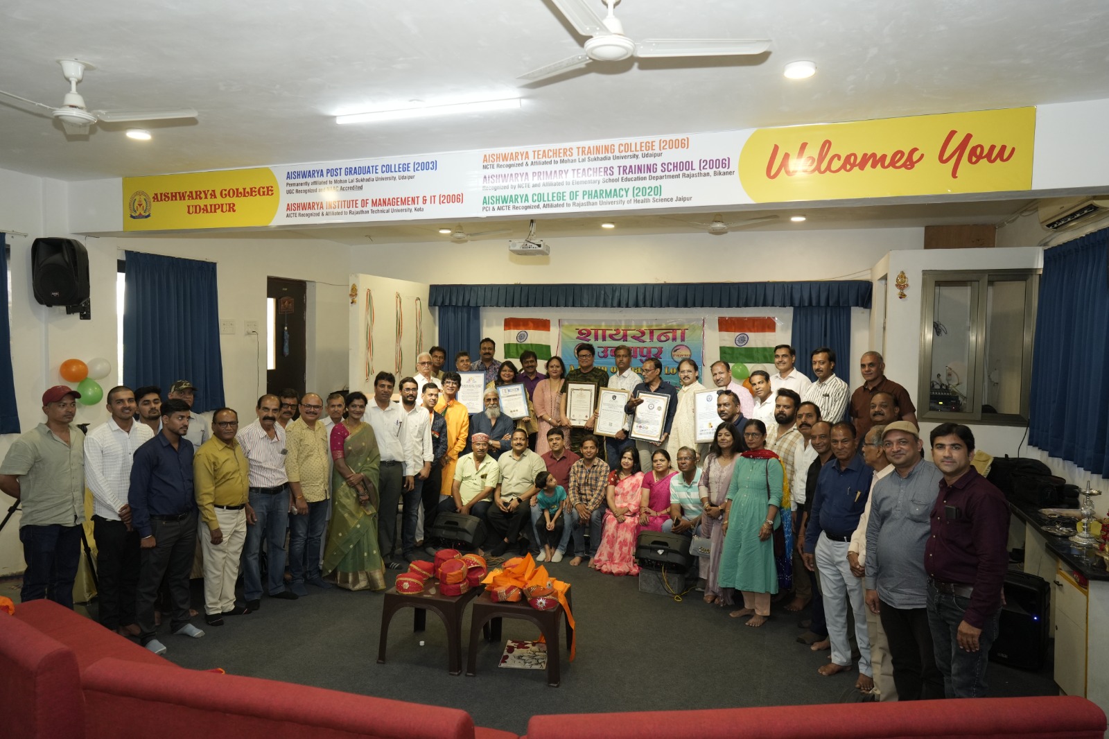 शायराना उदयपुर की प्रतिमाह होने वाली संगीत संध्या में गूंजे शेरो-शायरी और देशभक्ति के गीत, विदेशों तक पहुंची शायराना की पहचान