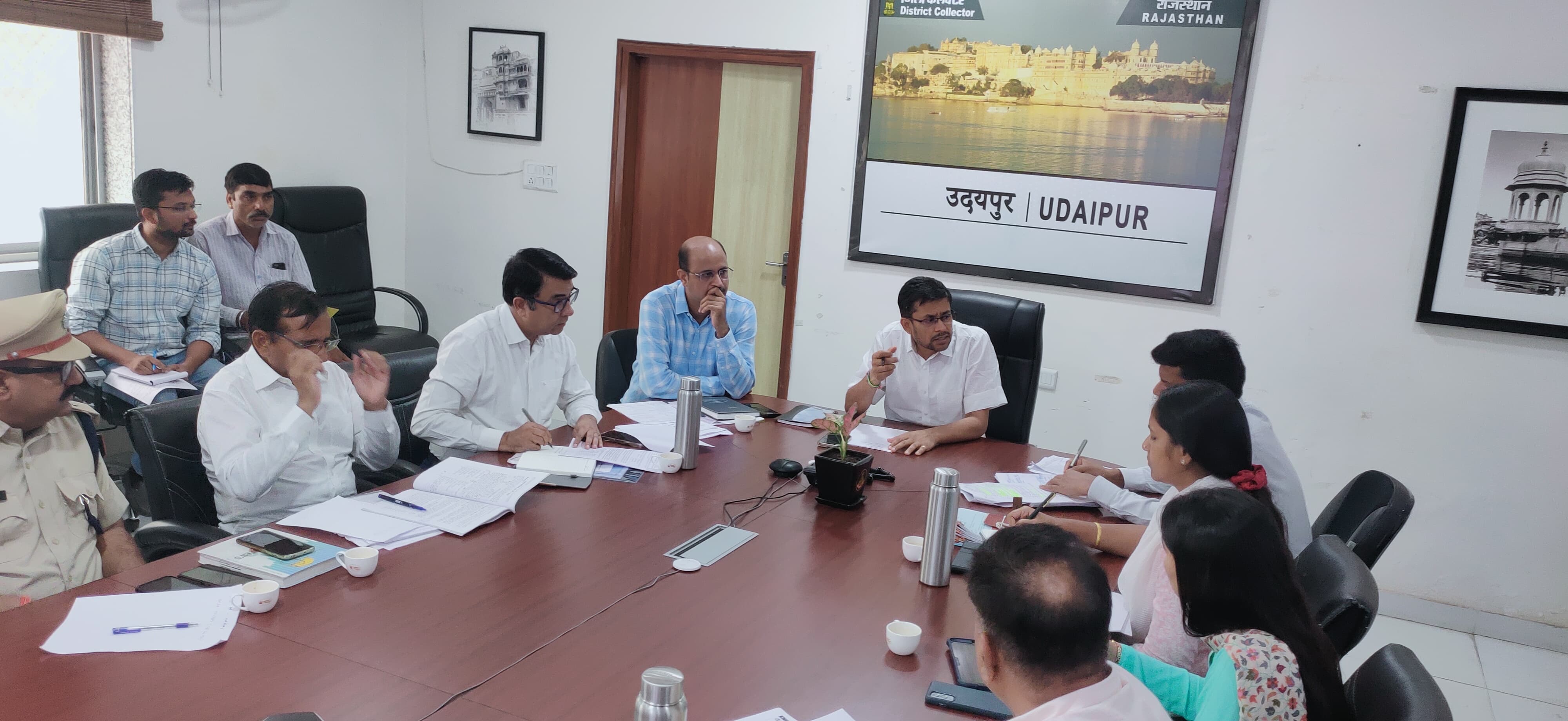 जिला आपदा प्रबंधन प्राधिकरण की बैठक