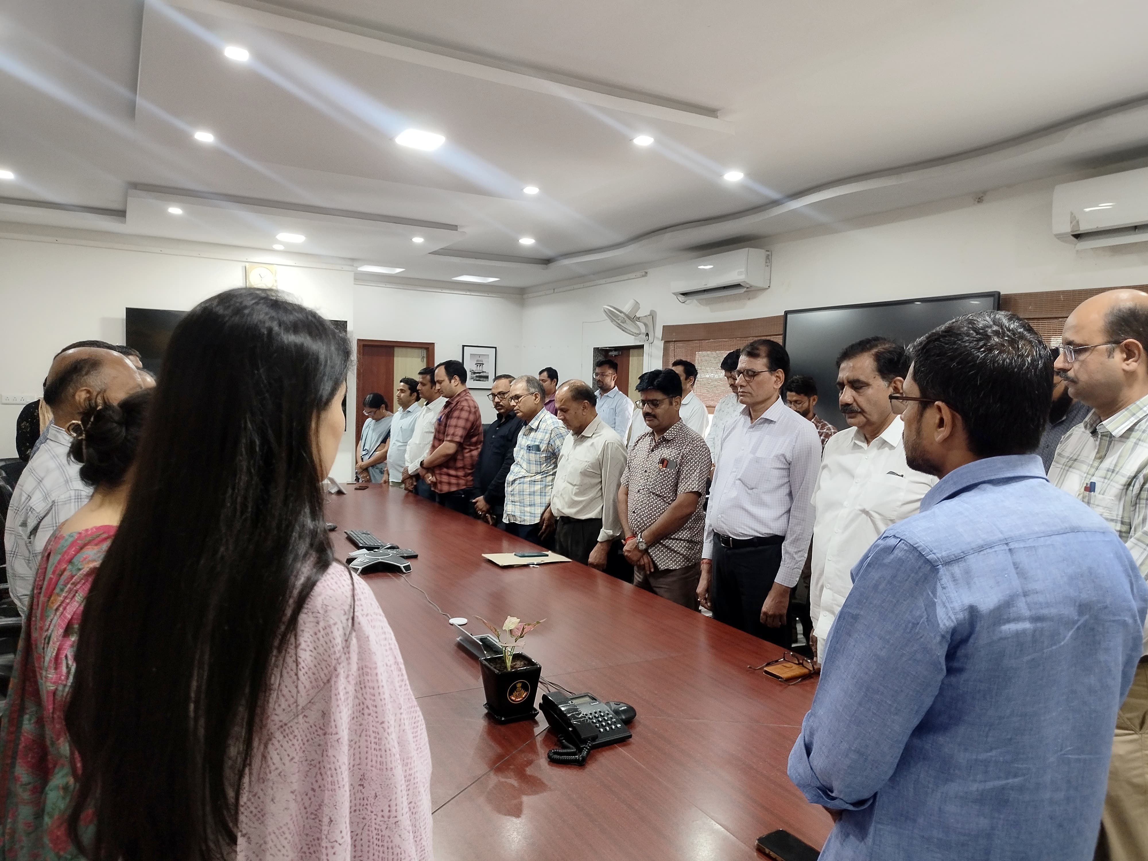 Tribute Paid to Senior IAS Officer and Former Collector Alok