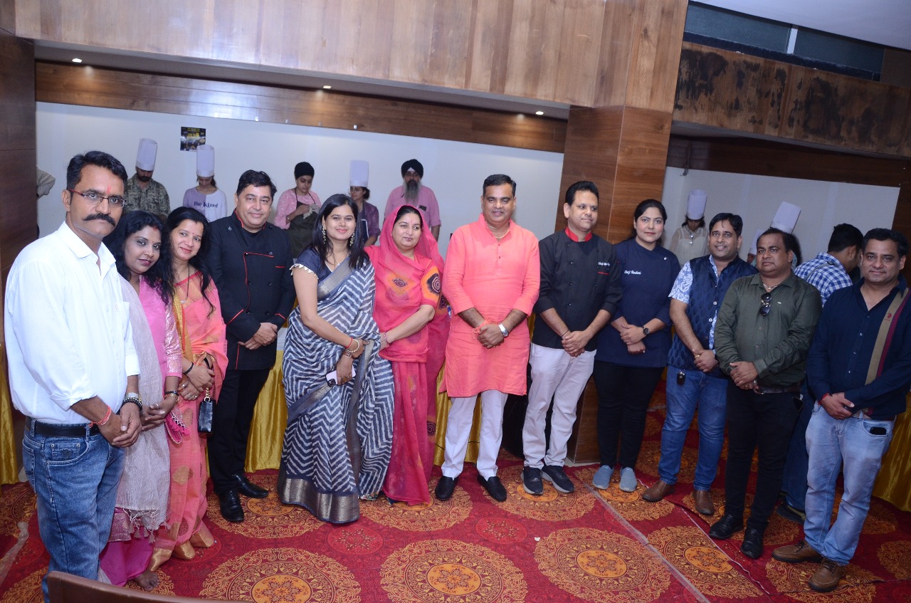 “Love You Papa” Kicks Off with Fireless Cooking Event