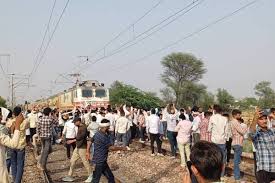 त्वरित टिप्पणी   :   राजस्थान में गुर्जर आंदोलन बार-बार क्यों?