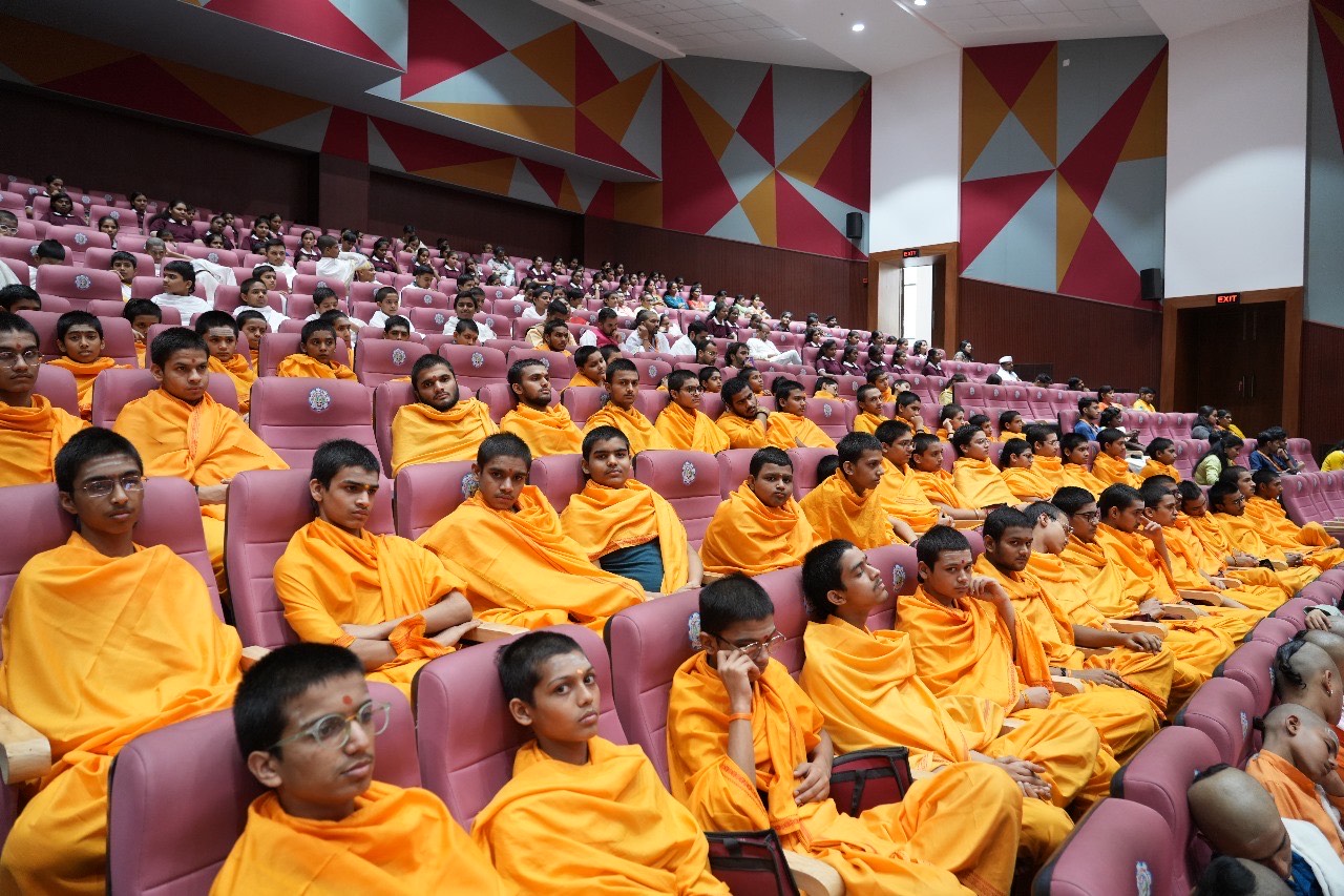 “Preserving Sanskrit and Culture is Vital” – Swami Sachchidanand Saraswati