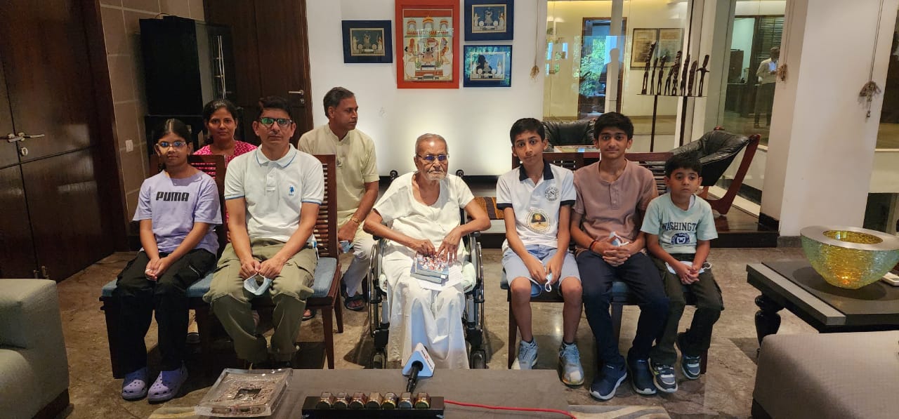 #### Young Chess Prodigies Meet the Visionary Behind India’s Chess Revolution – Shri L.N. Jhunjhunwala 🌟