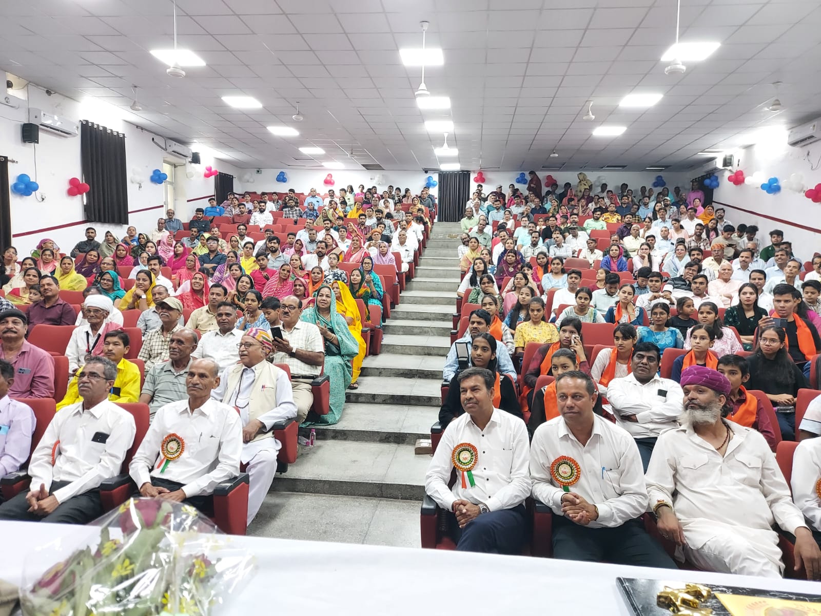 Salvi (Weaver) Community Honors Meritorious Students in Udaipur