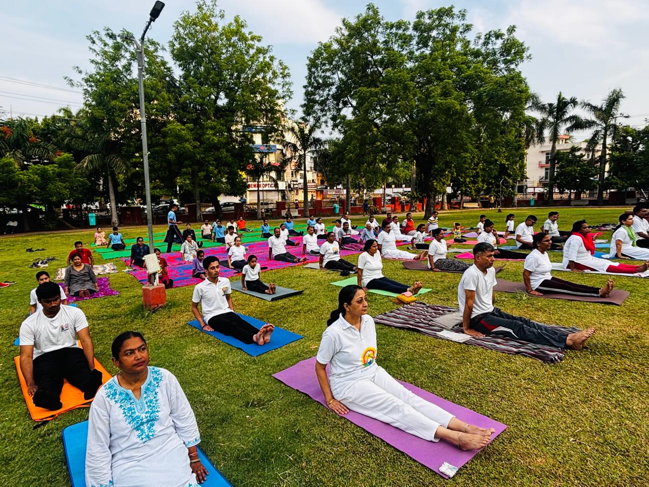 अंतराष्ट्रीय योग दिवस सप्ताह का हुआ आगाज 20 जून तक चलेंगे योग  पूर्वाभ्यास
