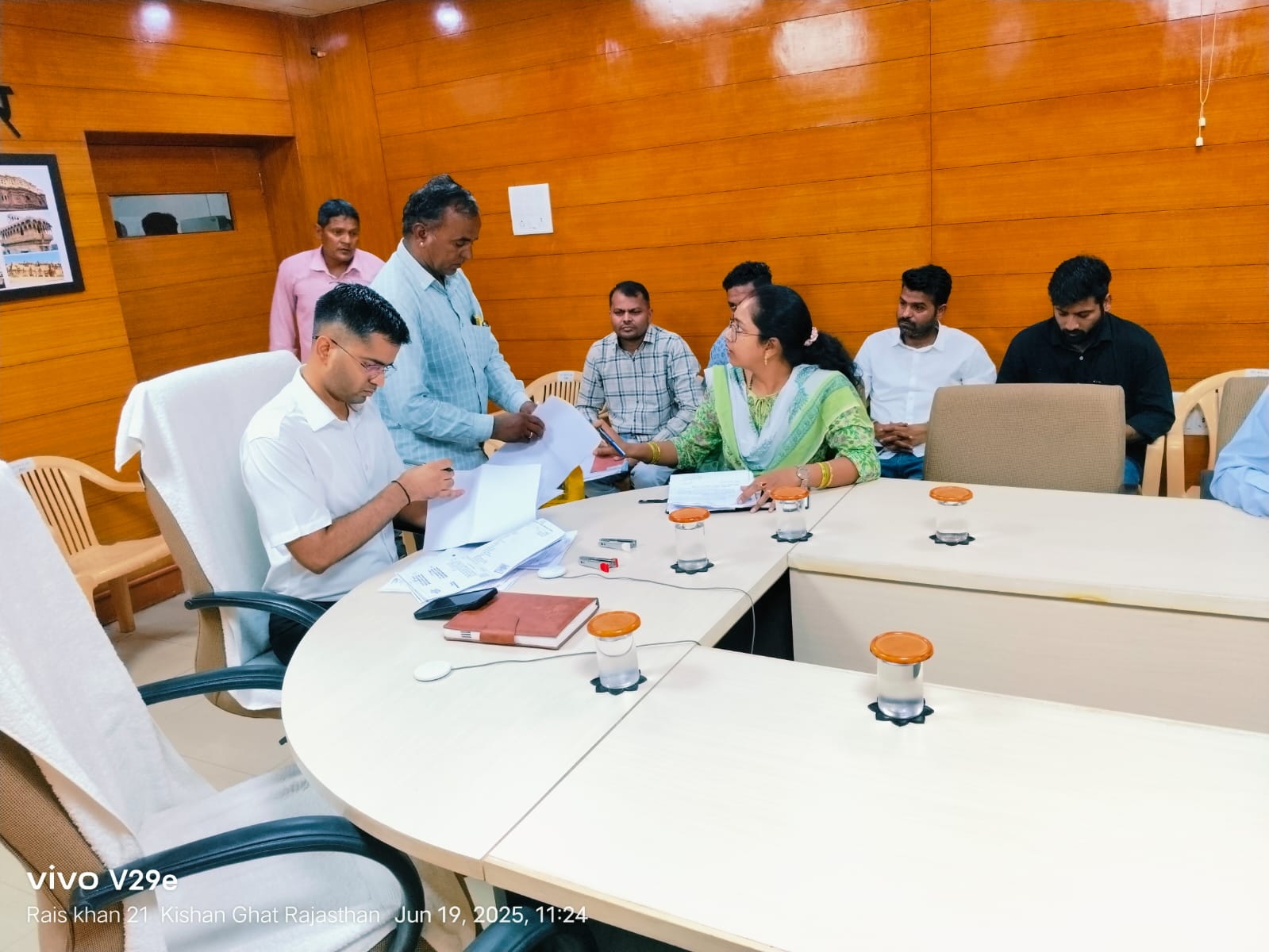जनहित की समस्याओं का त्वरित एवं गुणवत्तापूर्ण हो निस्तारण -जिला कलक्टर