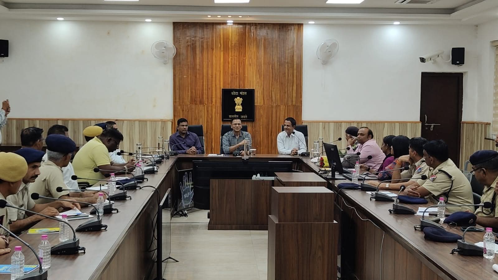 मानव तस्करी रोकने के लिए सेमिनार आर पी एफ ने की सेमिनार