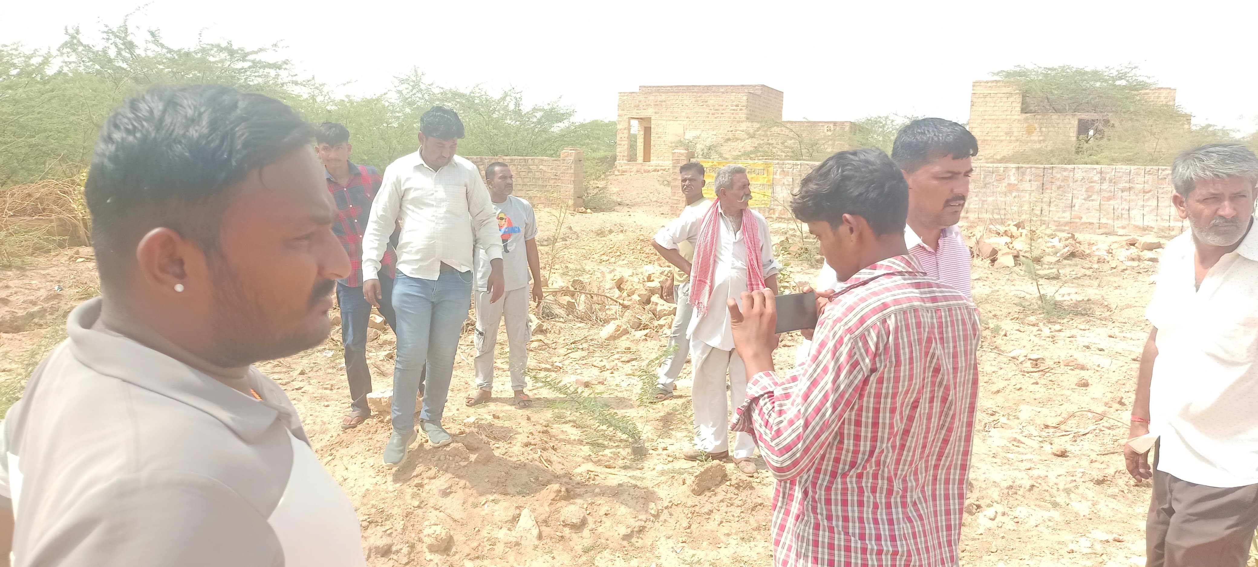 पण्डित दीनदयाल उपाध्याय अन्त्योदय संबल अभियान  की बदौलत मिला स्कूल को संबल, पूरी हुई पैमाईश