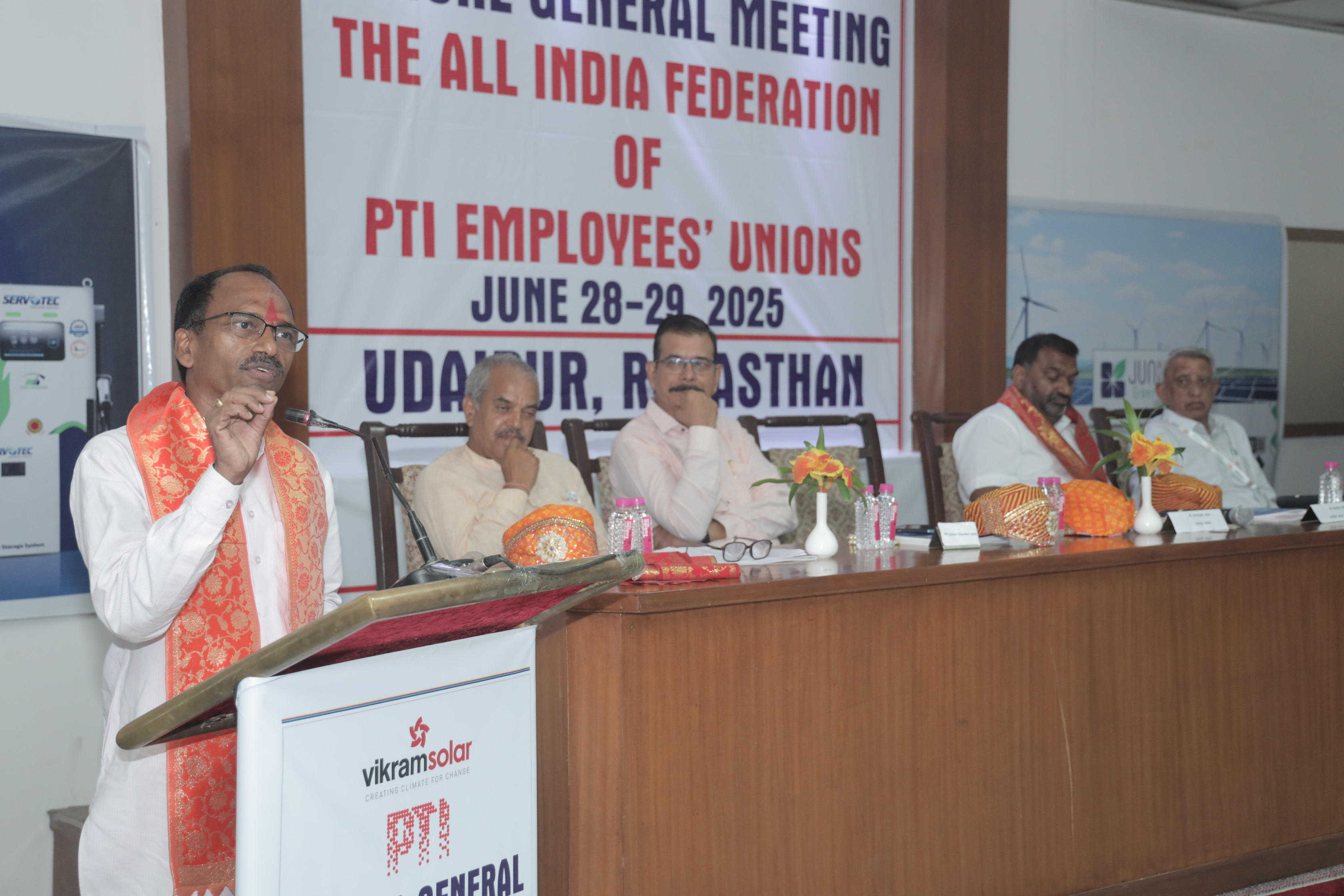 समाज में आये बदलाव समाचारों में भी परिलक्षित होने चाहिए :  मन्नालाल रावत