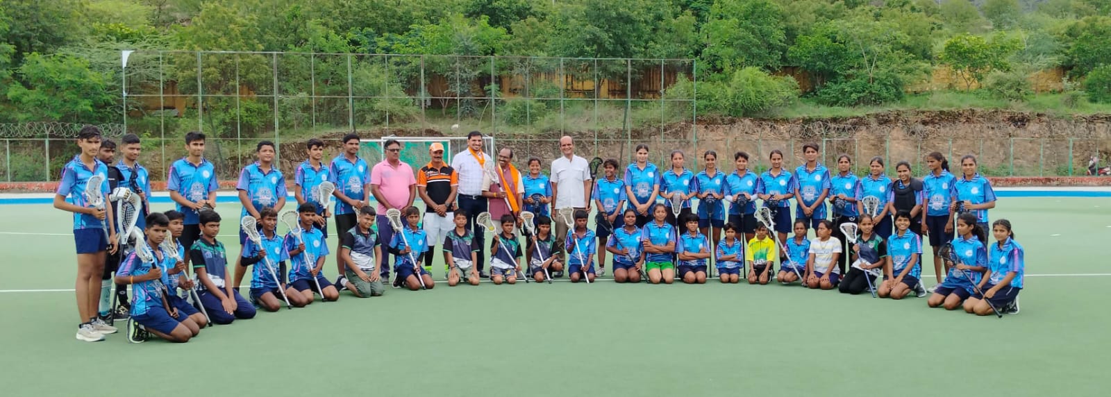 सबजूनियर तैराकी प्रतियोगिता में हर्षदित्य एवं अंशिका धाकड बने चैम्पियन
