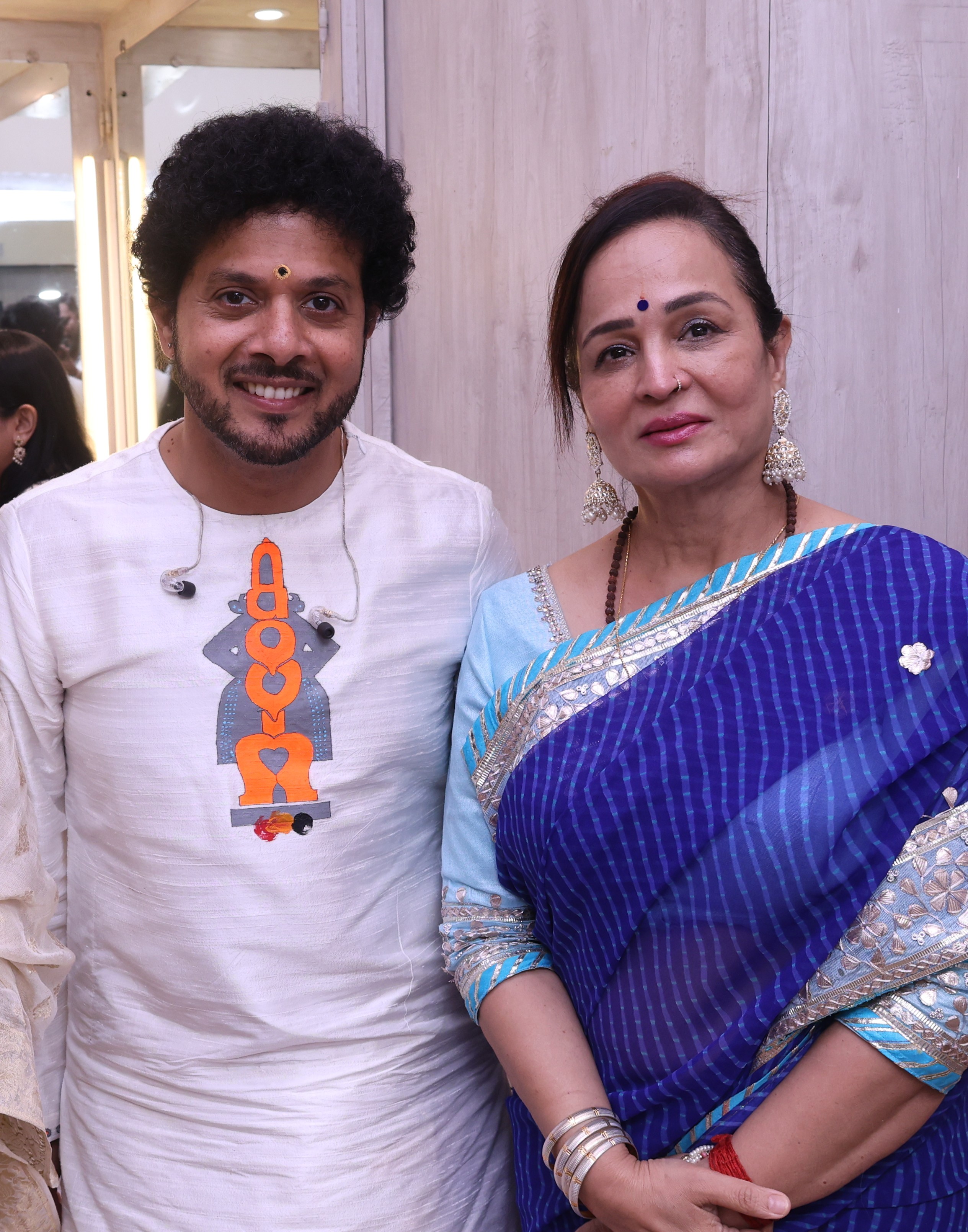 Ashish Shelar Unveils Mahesh Kale’s Song Abhangwari at his Concert on Ashadi Ekadashi