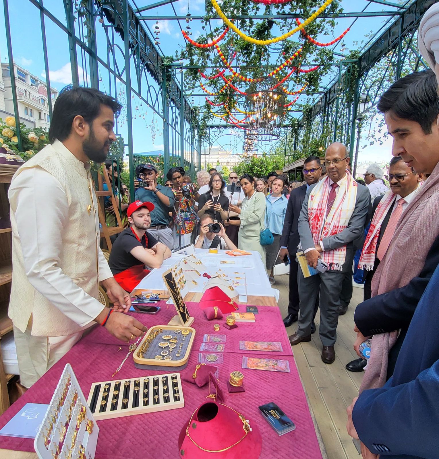 India’s Prestigious Thewa Art Honoured in Moscow, Russia