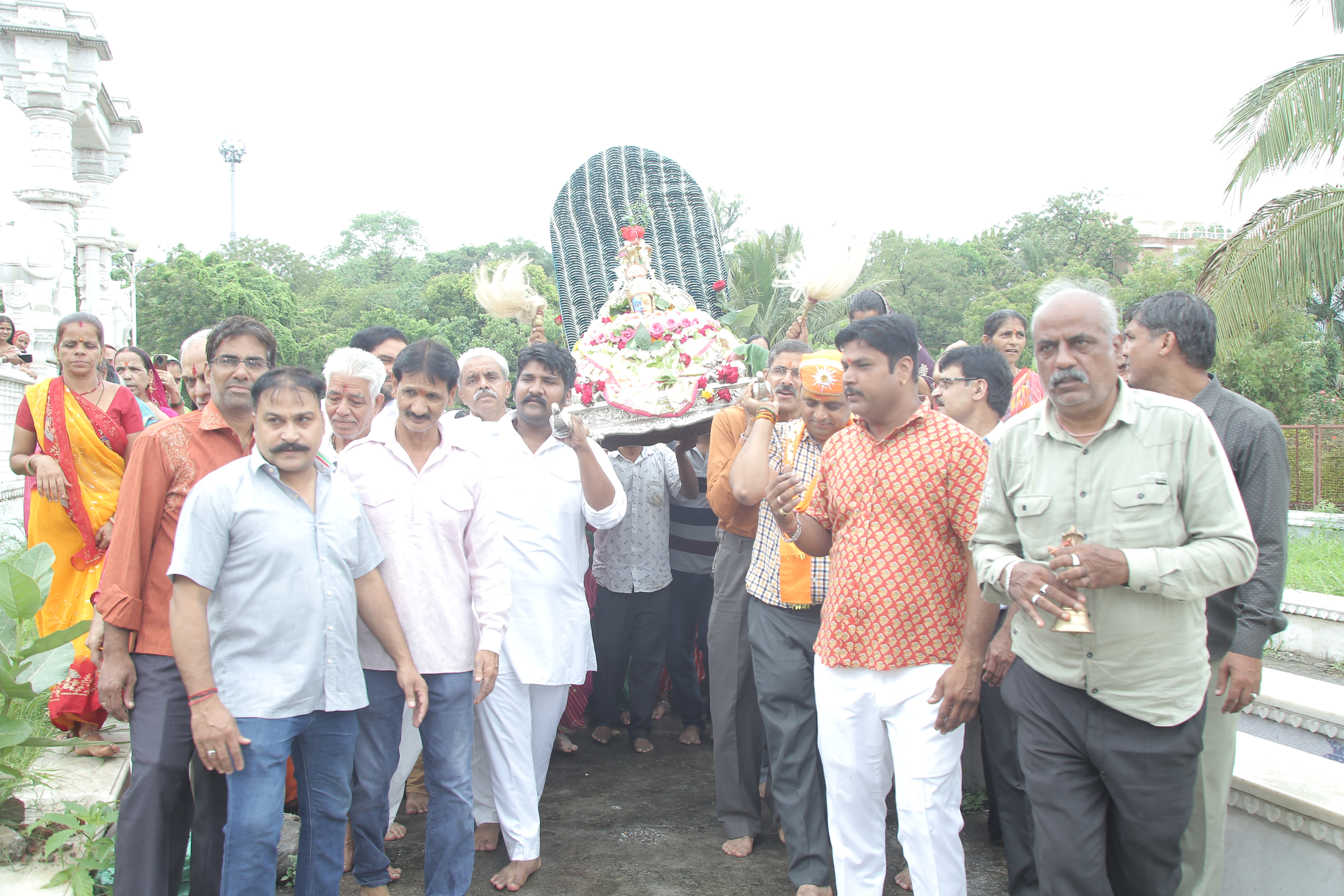 सावन के पहले सोमवार को महाकालेश्वर मंदिर में श्रद्धा का सैलाब, रजत पालकी में निकले भगवान आशुतोष