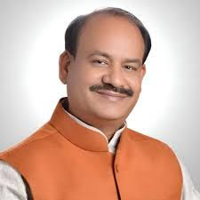 लोकसभा अध्यक्ष ओम बिरला ने मीडिया को परोसे राजस्थान के लजीज व्यंजन