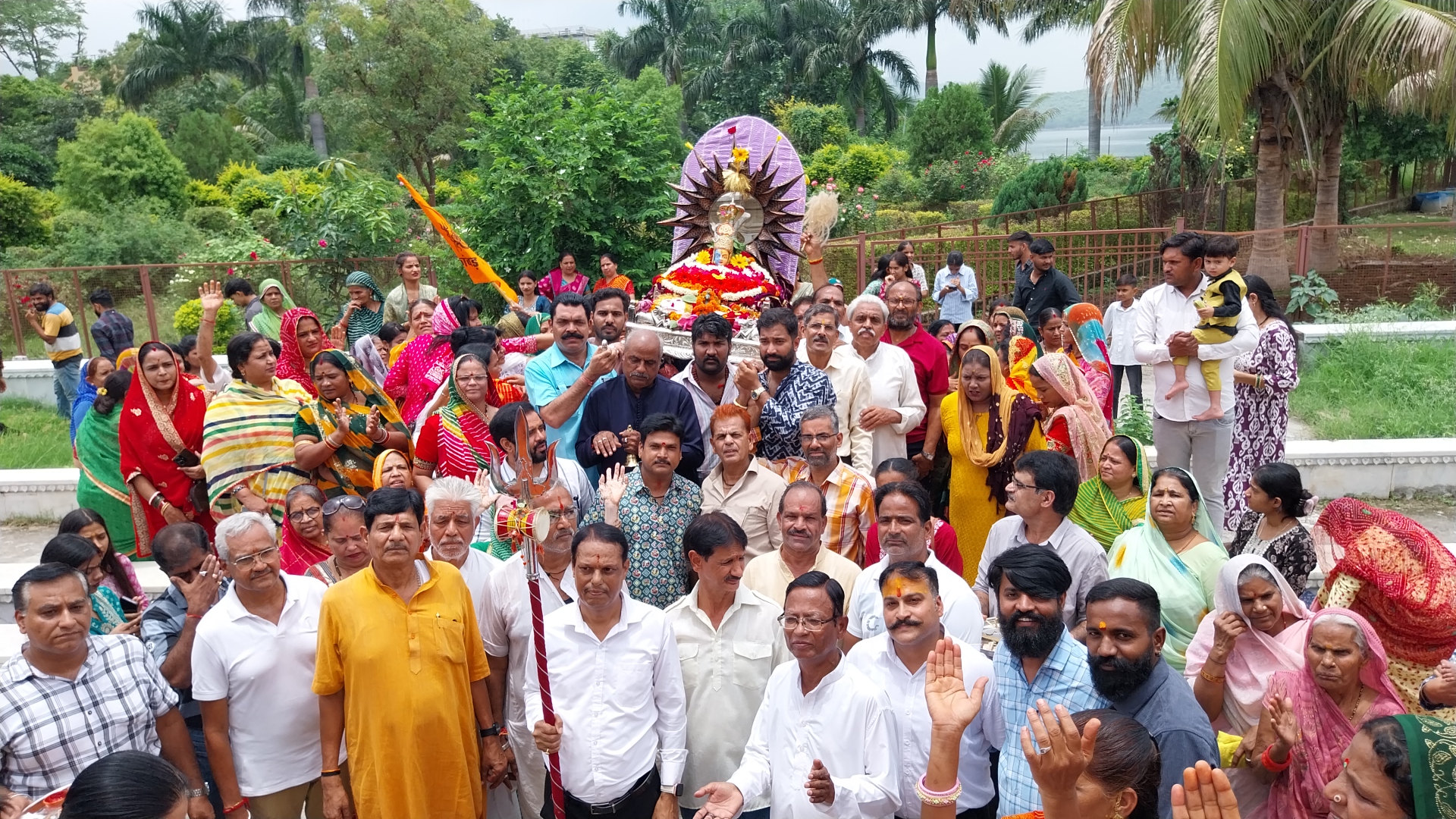 उदयपुर महाकालेश्वर मंदिर में भव्य पालकी और रुद्राभिषेक