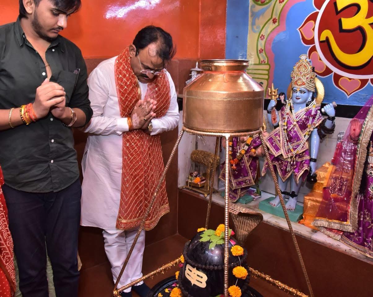 उपमुख्यमंत्री डॉ. प्रेमचंद बैरवा ने तनोट माता के किए दर्शन,  प्रदेशवासियों की सुख-समृद्धि व सीमाओं की सुरक्षा की कामना की