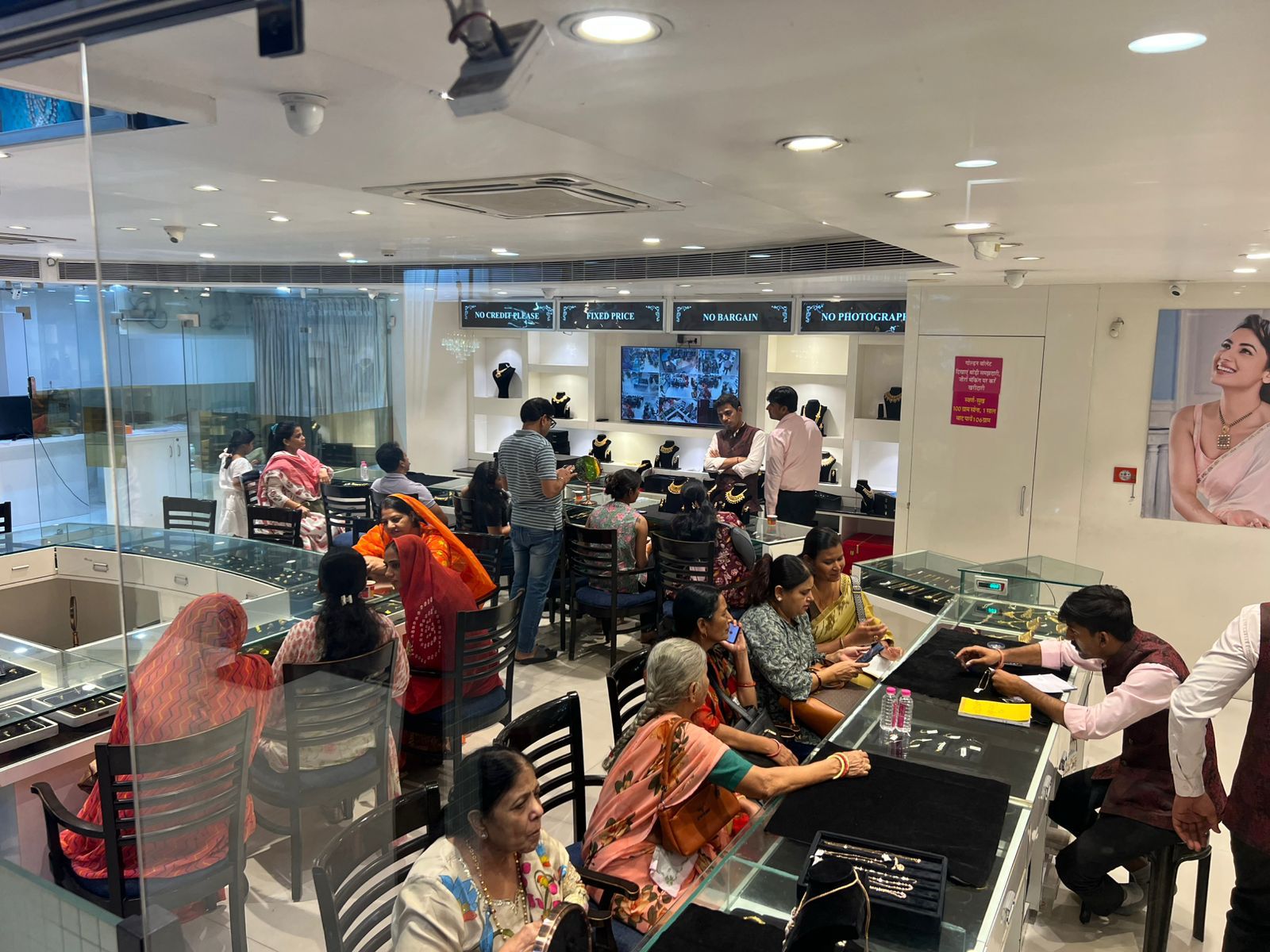 Sojatia Jewellery Fest: Budget-Friendly Jewellery Attracts Massive Crowd