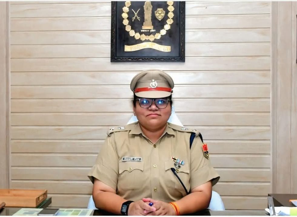 कोटा सिटी पुलिस की नई कमांडर तेजस्विनी गौतम ने आज संभाला चार्ज