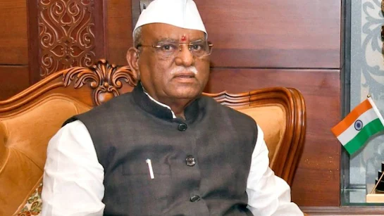 संविदा/एस.एफ.एस. कर्मचारियों ने कुलाधिपति से मिलने का समय मांगा