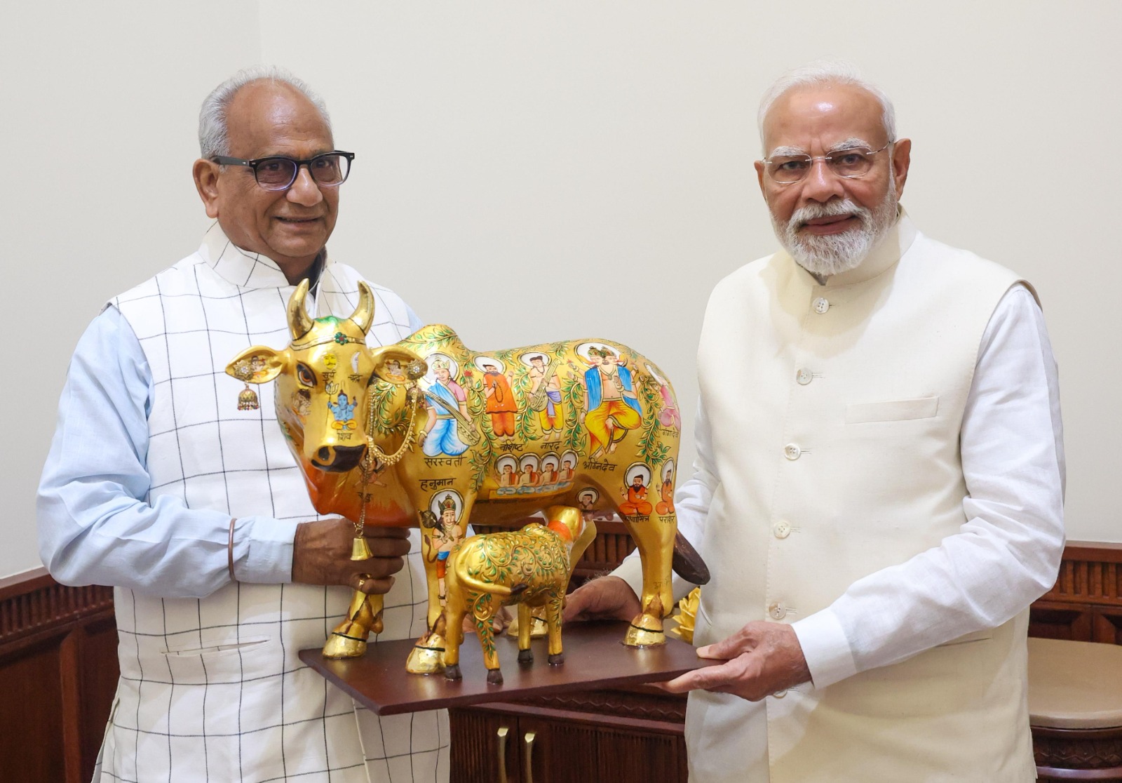  सांसद राजेन्द्र गहलोत ने मंप्रधानमंत्री नरेंद्र मोदी से शिष्टाचार भेंट की*