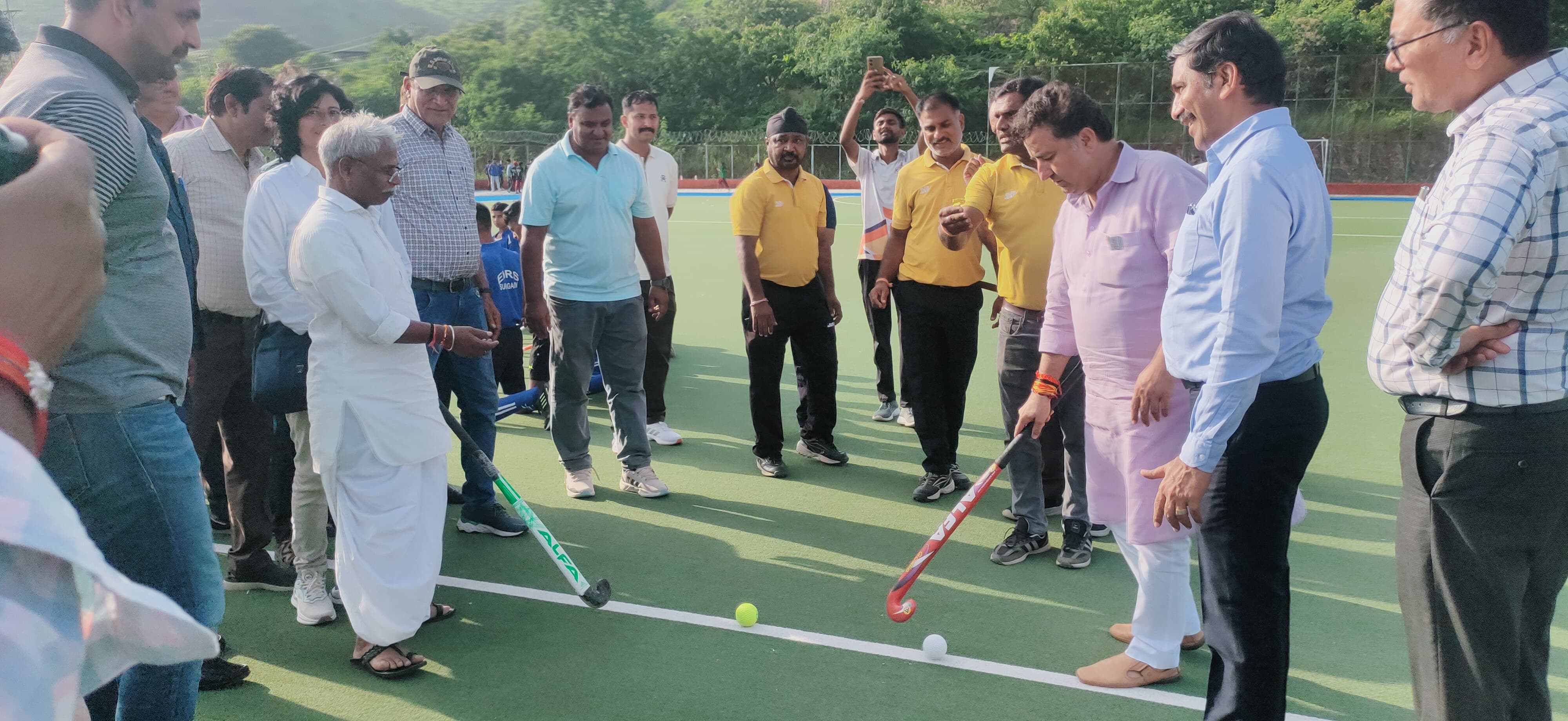 एकलव्य मॉडल रेजीडेन्शियल स्कूल की राज्य स्तरीय खेलकूद प्रतियोगिता का शुभारंभ