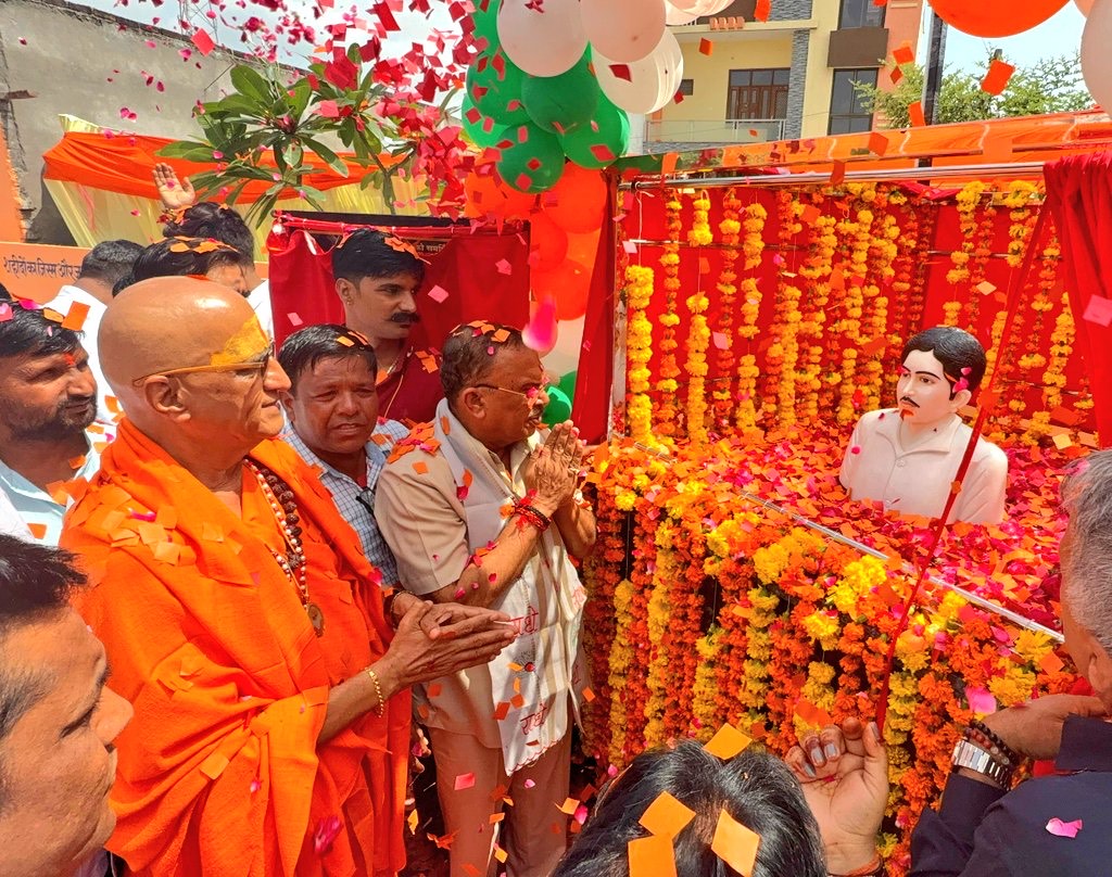 #### Hemu Kalani Memorial Unveiled in Shahpura