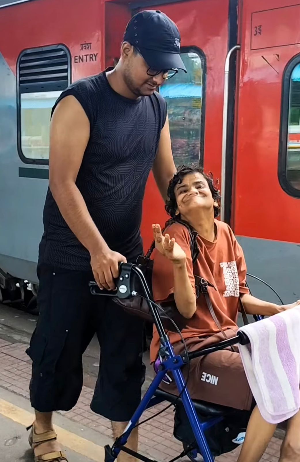 "अटूट रिश्ते, विपत्तियों में भी प्यार की जीत"
