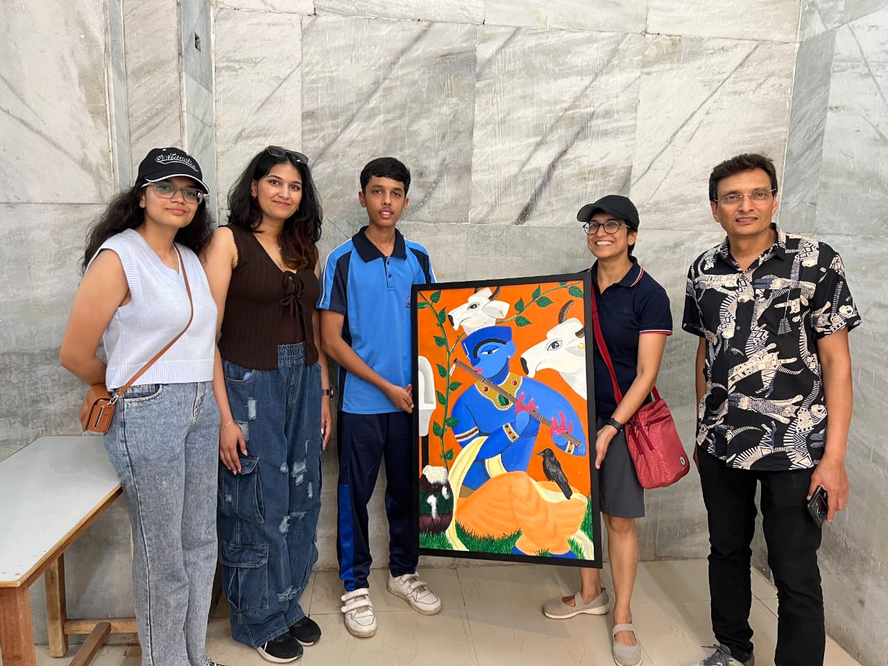तीन दिवसीय प्रदर्शनी में बच्चों की भगवान कृष्ण की पेन्टिंग ने पर्यटकों को किया आकर्षित