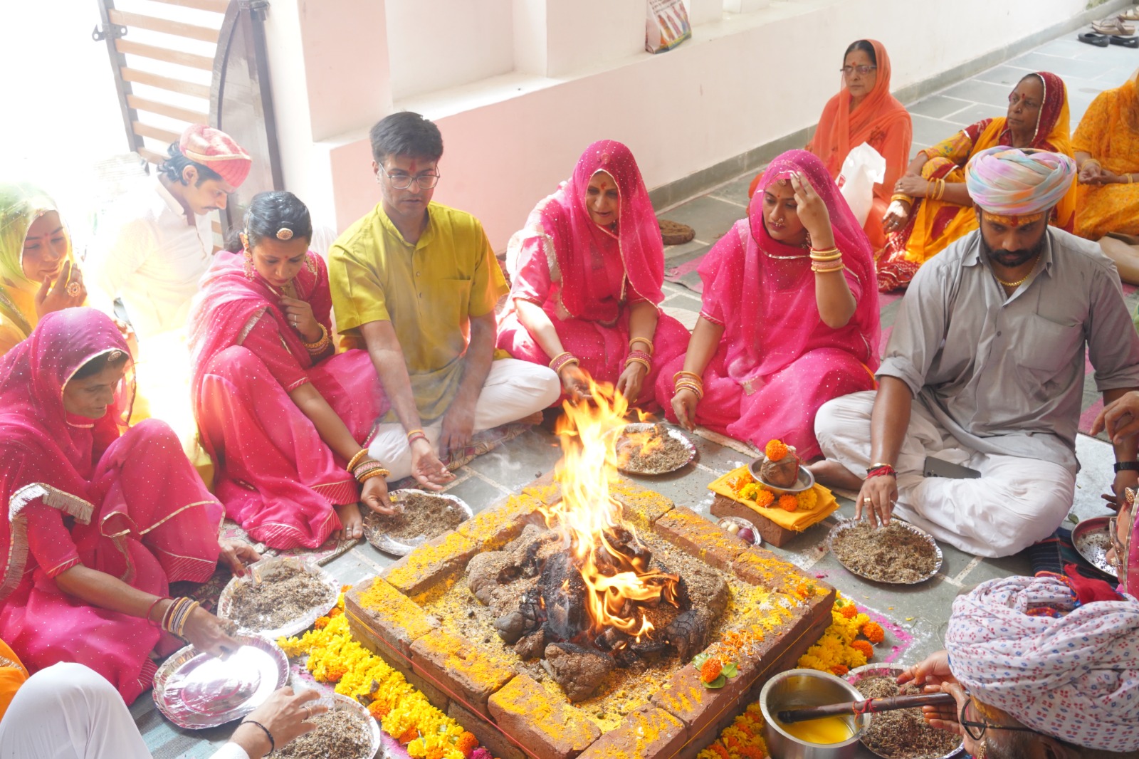 हवन एवं पूर्णाहुति के साथ 7 दिवसीय भागवत कथा सम्पन्न