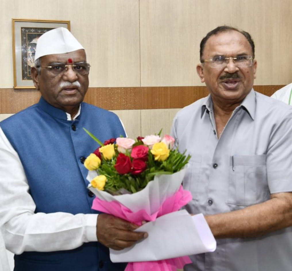 Assembly Speaker Shri Devnani wishes Governor Bagde on his birthday