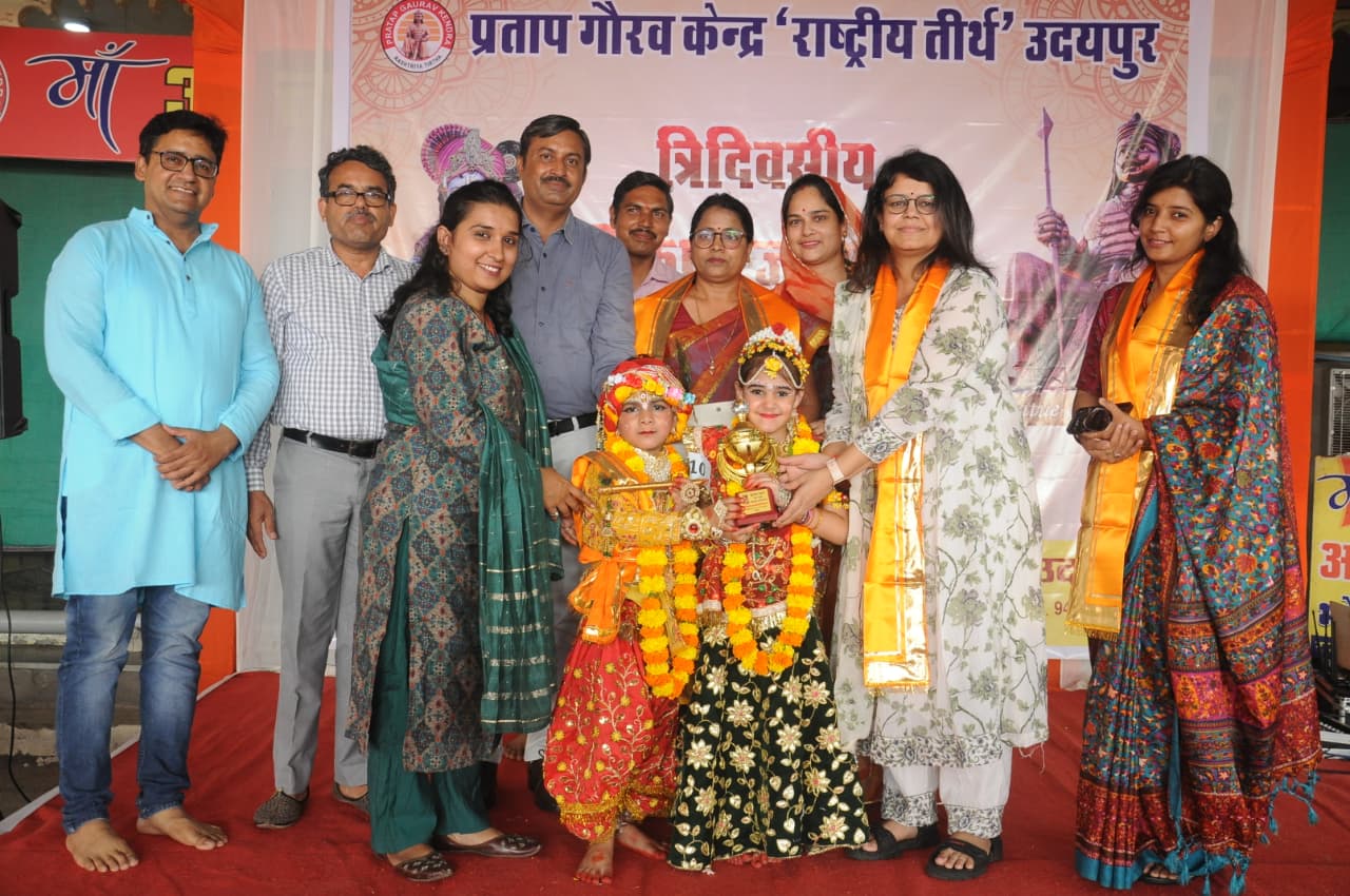 कान्हा रूठे तो मनाया यशोदा मैया ने, मानो साक्षात् लीला के दर्शन किए नयनों ने