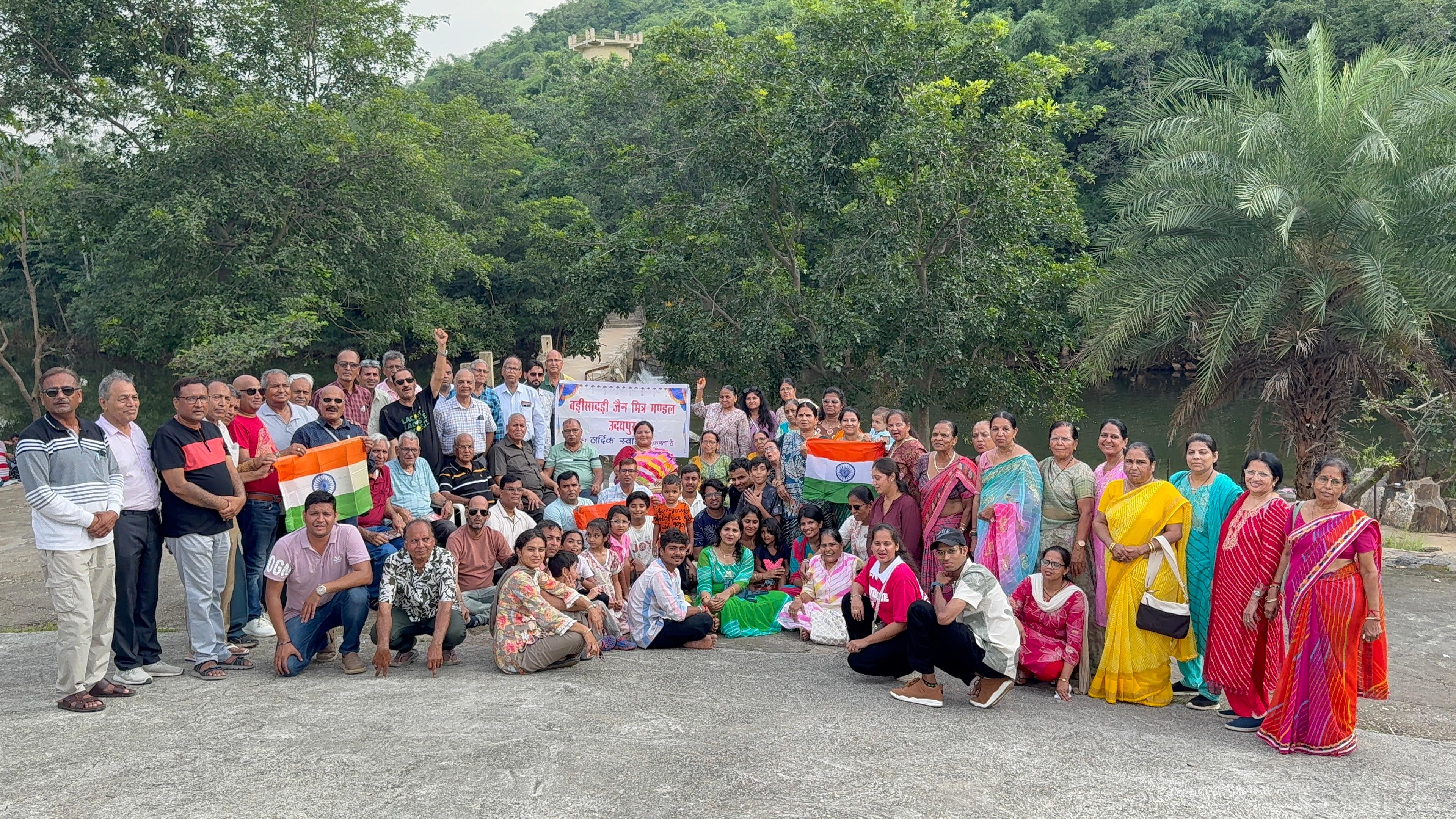 बड़ी सादड़ी जैन मित्र मंडल उदयपुर का वन विहार व लहरिया प्रतियोगिता संपन्न