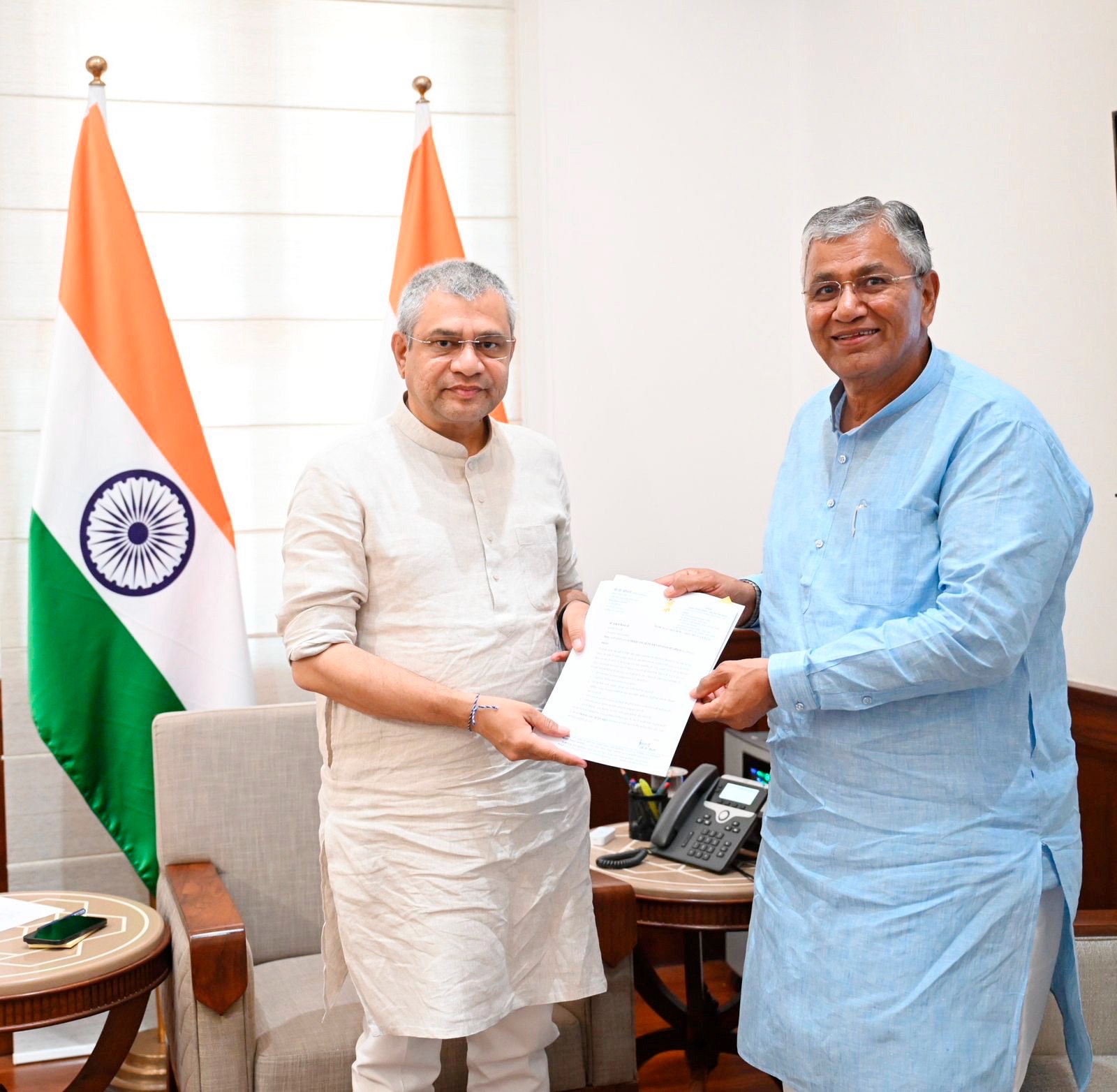 MP PP Chaudhary met Union Railway Minister Vaishnav