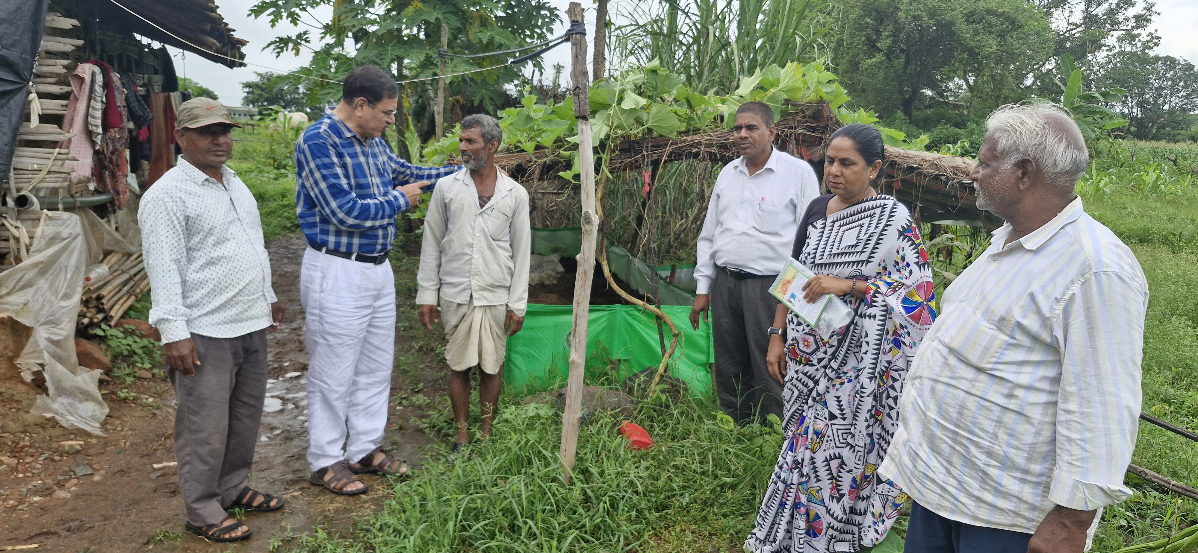 राज्यपाल स्मार्ट विलेज पायरी गांव में जनजाति कृषक प्रशिक्षण का आयोजन