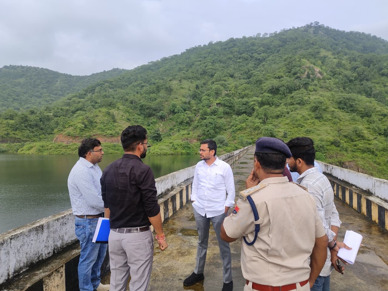 भारी बारिश की संभावनाओं को लेकर प्रशासन अलर्ट