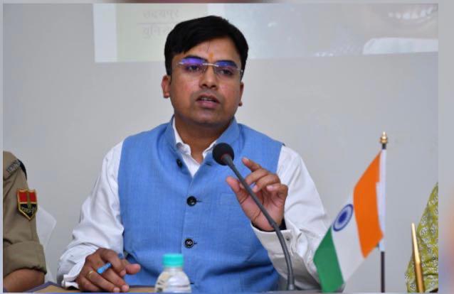 बच्चों के व्यवहार में आए बदलाव पर रखें अभिभावक नजर, सतर्कता से बच सकता है बचपन- डॉ. पण्ड्या 