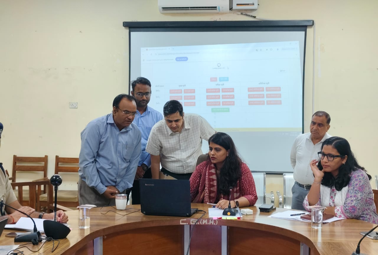 वरिष्ठ नागरिक तीर्थ यात्रा योजना के लिए लॉटरी निकाली
