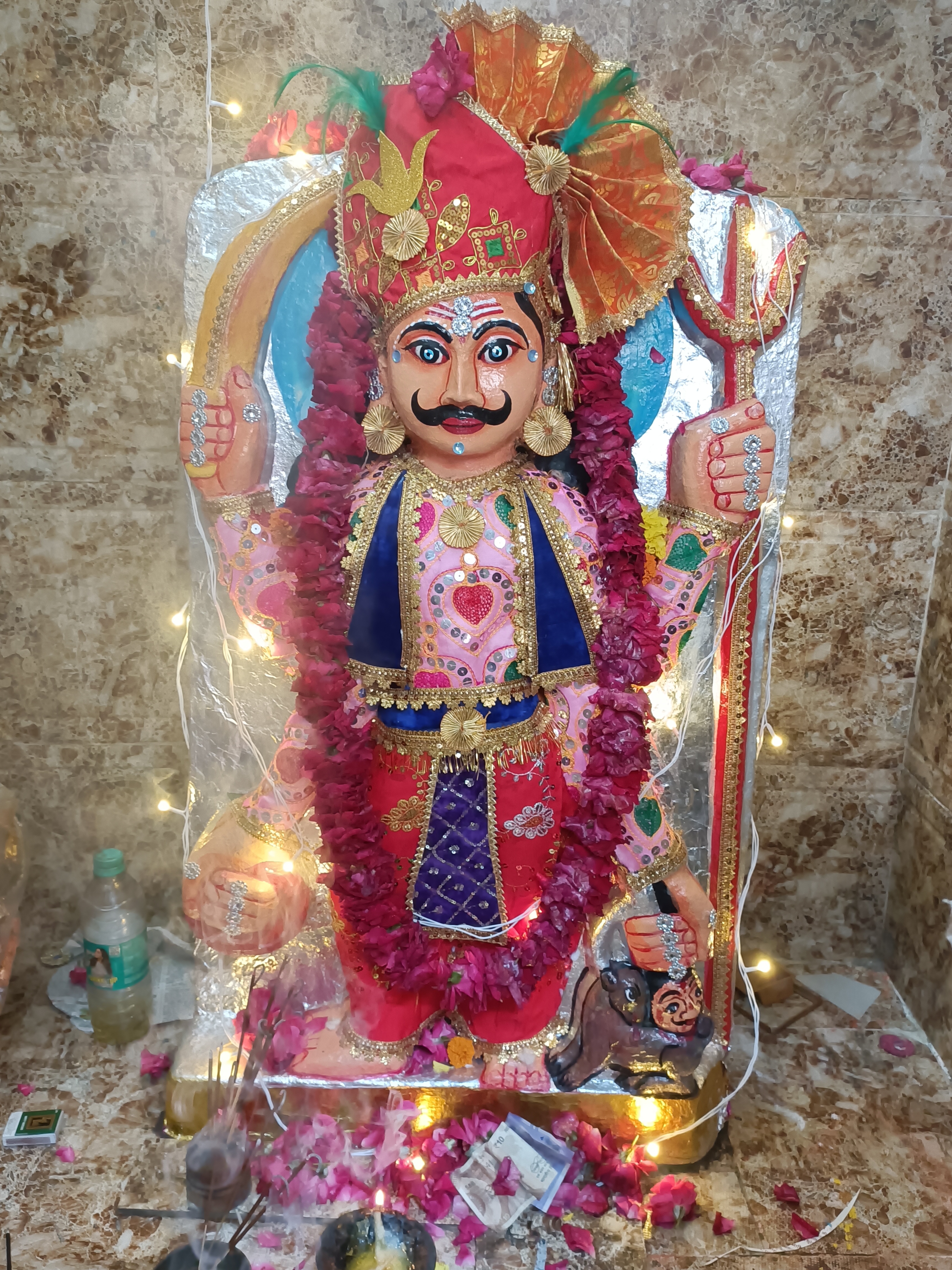 भैरूजी स्थानक पर हुई नयनाभिराम आंगी,दिनभर चला दर्शन का दौर