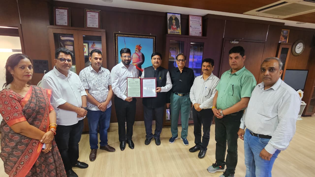 विद्यापीठ एवं वन इंडिया इन्फॉर्मेशन टेक्नोलॉजी जयपुर के बीच हुआ एमओयू