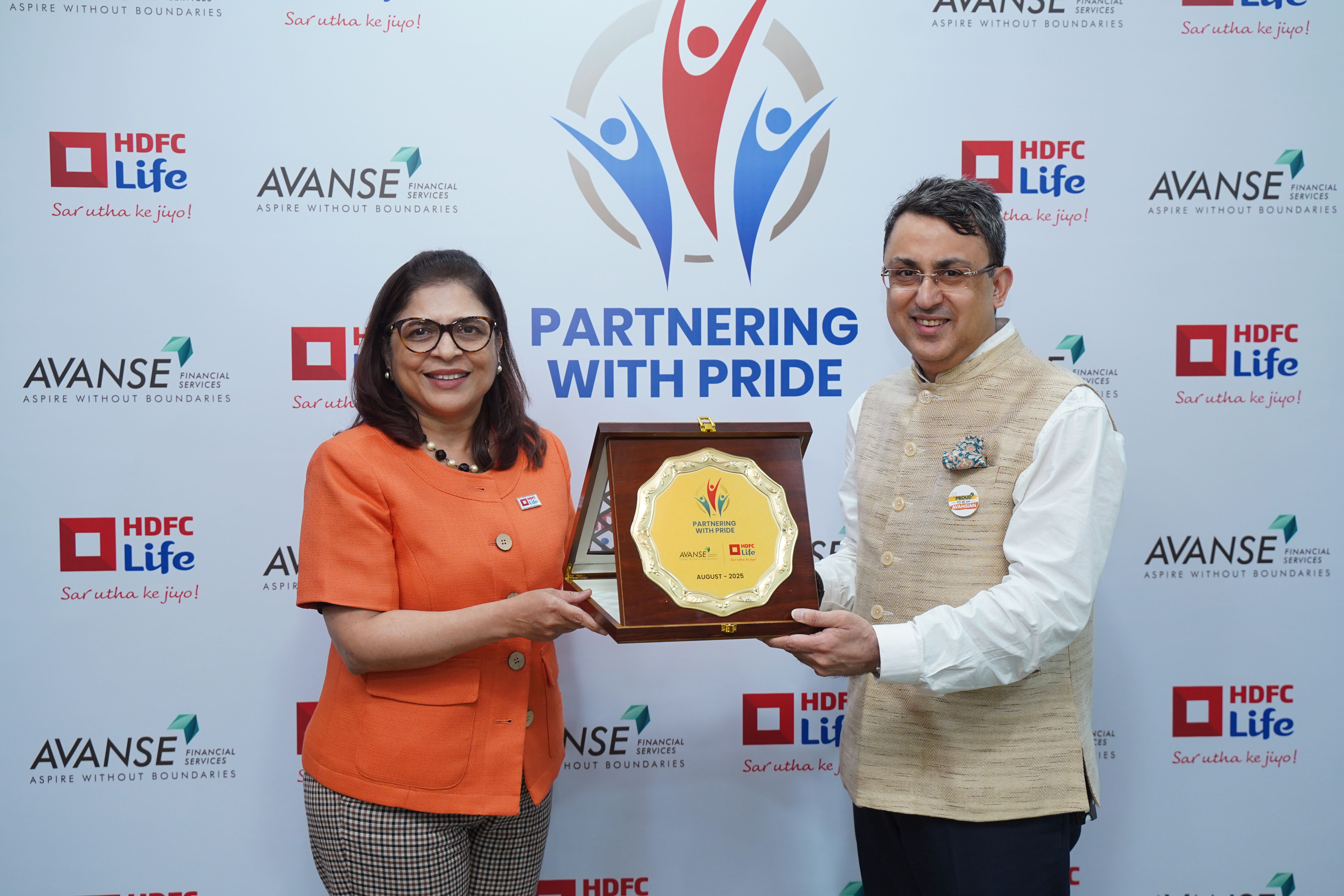 अवान्स फाइनेंशियल सर्विसेज़ के एजुकेशनल इंस्टिट्यूशन लोन ग्राहकों को अब मिलेगा एचडीएफसी लाइफ का इंश्योरेंस कवर