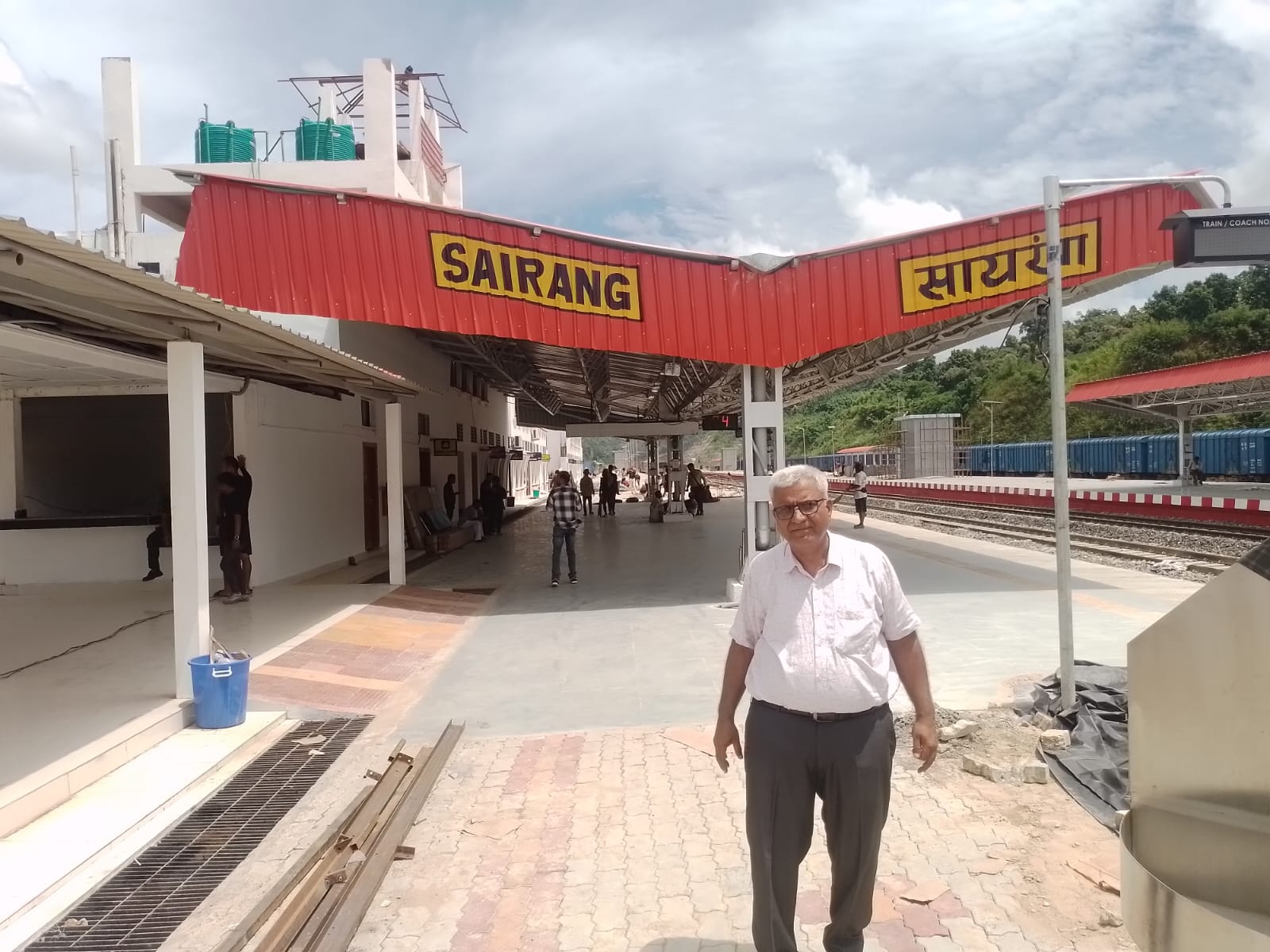 मिजोरम की राजधानी आइजोल को पहली बार राष्ट्रीय रेल नेटवर्क से जोड़ने का कार्य किया है बैरबी-सायरंग रेल परियोजना ने