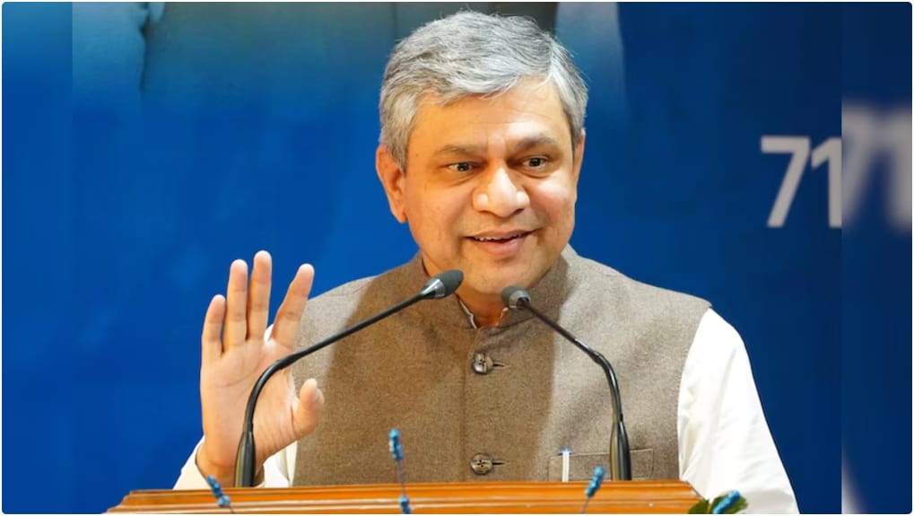 बक्सर-भागलपुर हाई-स्पीड कॉरिडोर के 4-लेन ग्रीनफील्ड एक्सेस-नियंत्रित मोकामा-मुंगेर खंड के निर्माण को मंजूरी दी है।