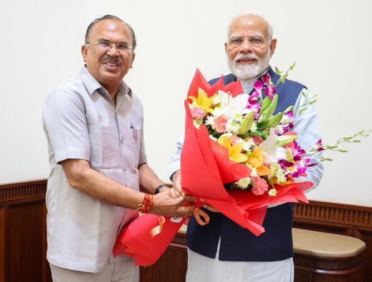 Salute to the national leader on his 75th birthday* *Prime Minister Narendra Modi: The pioneer of nation building*
